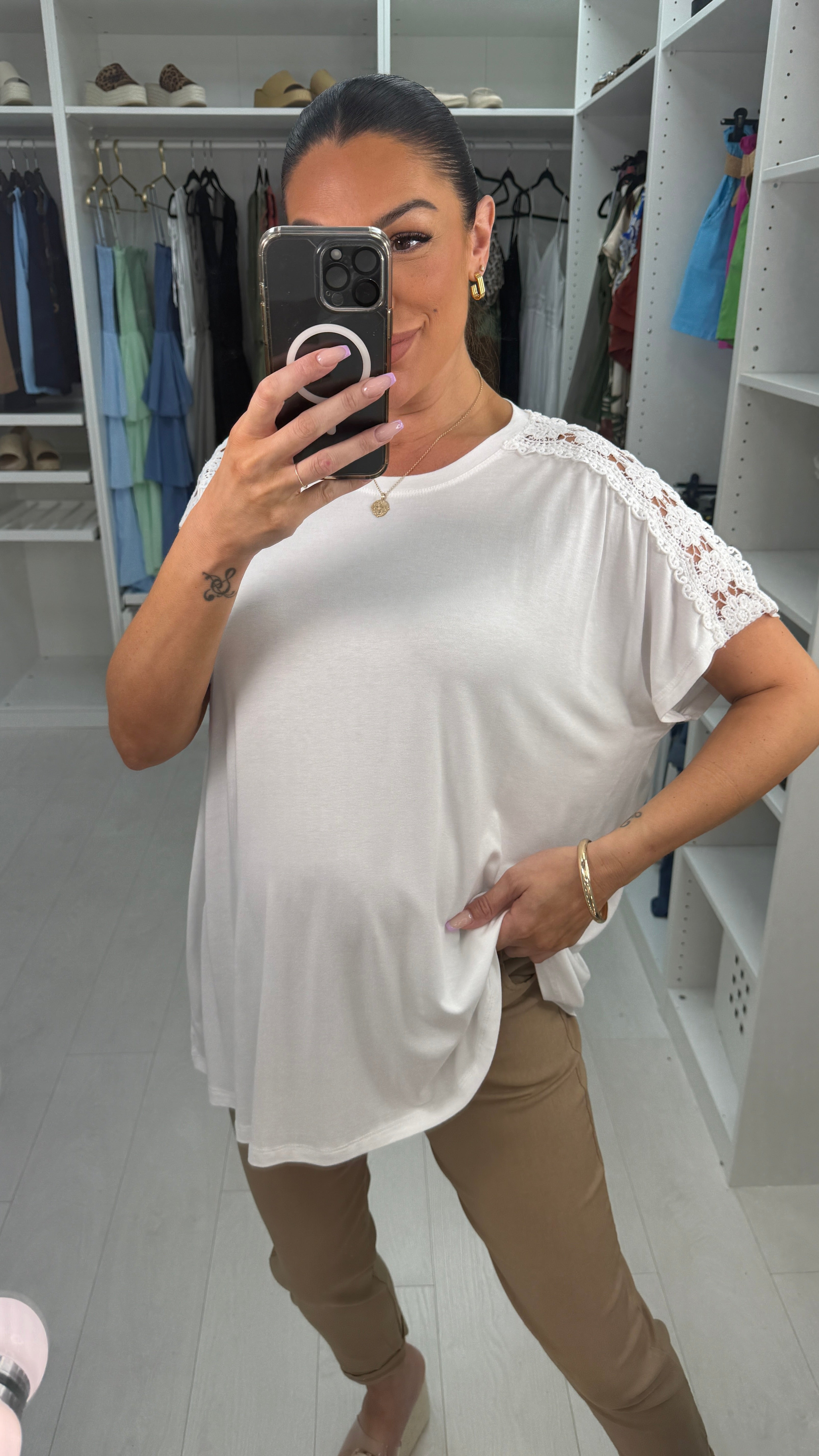 Miley Plain Floral Crochet Detailed T-Shirt