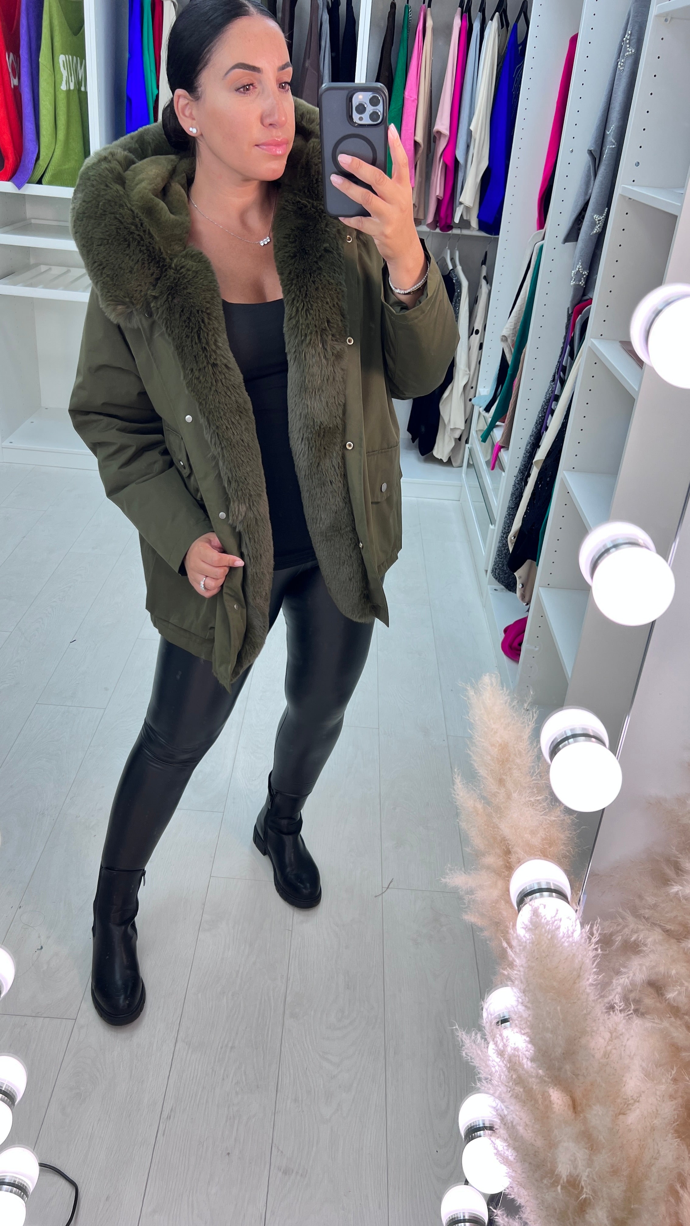 Chelen Military Faux Fur Hooded Short Coat