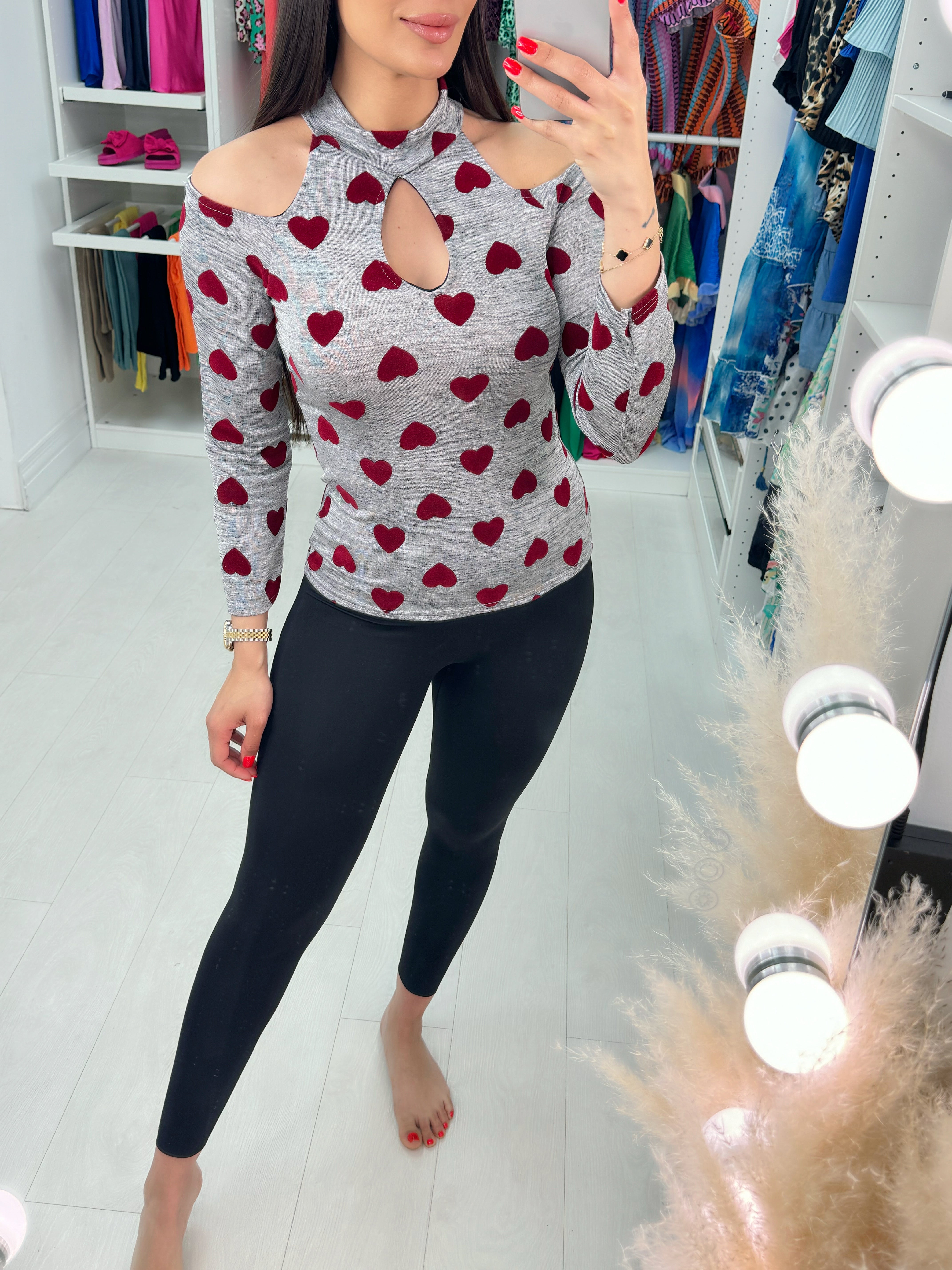 Mizzy Cold Shoulder Key Hole Heart Top