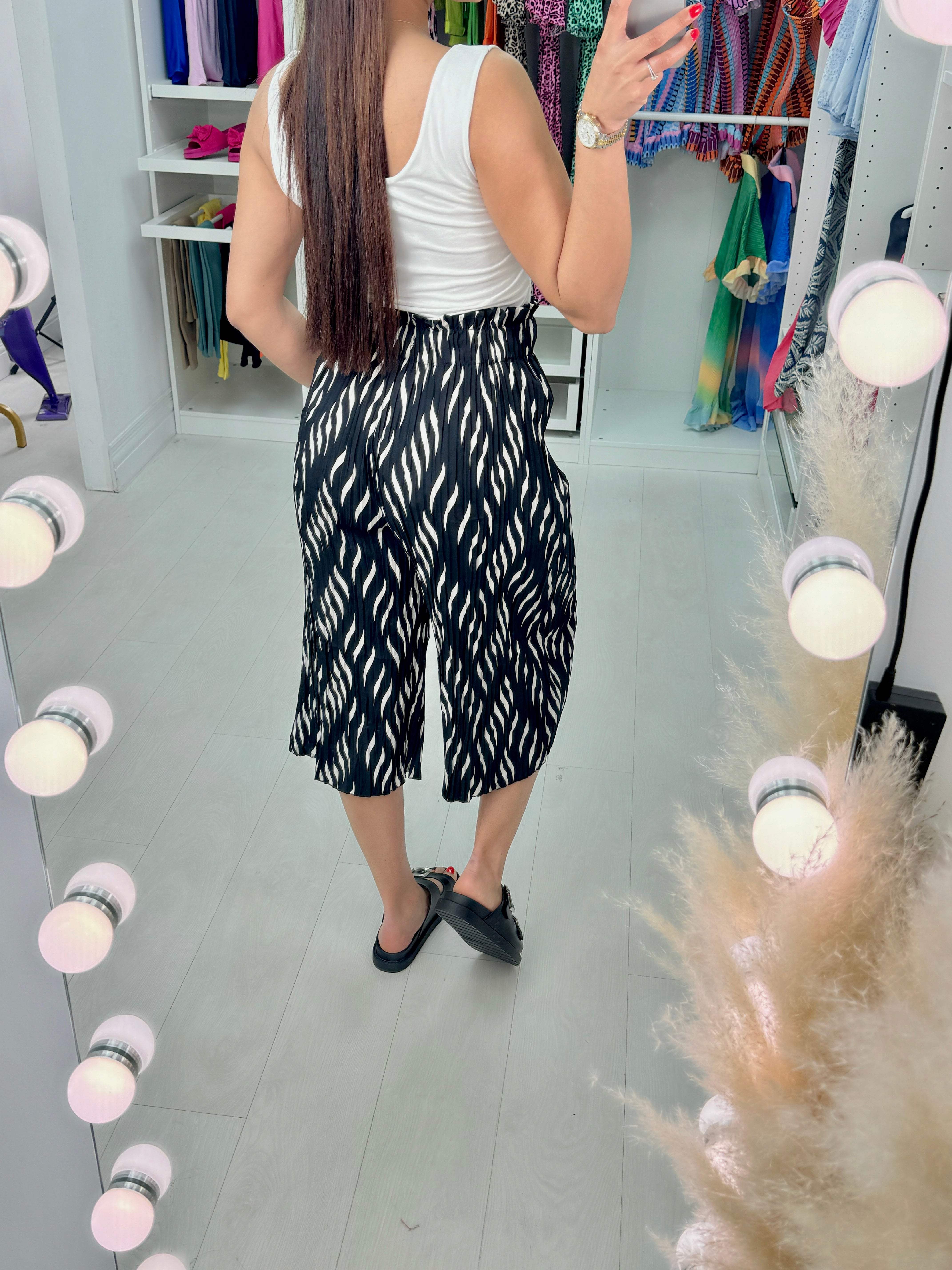 Rose Pleated Abstract Wide Leg Culottes