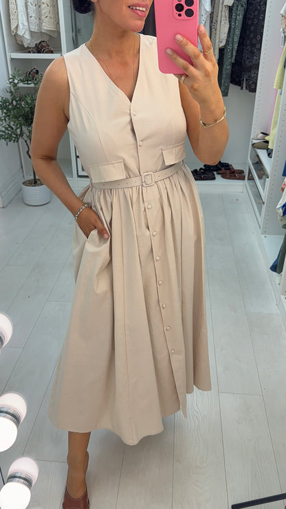 Yuna Sleeveless Belted Midi Dress