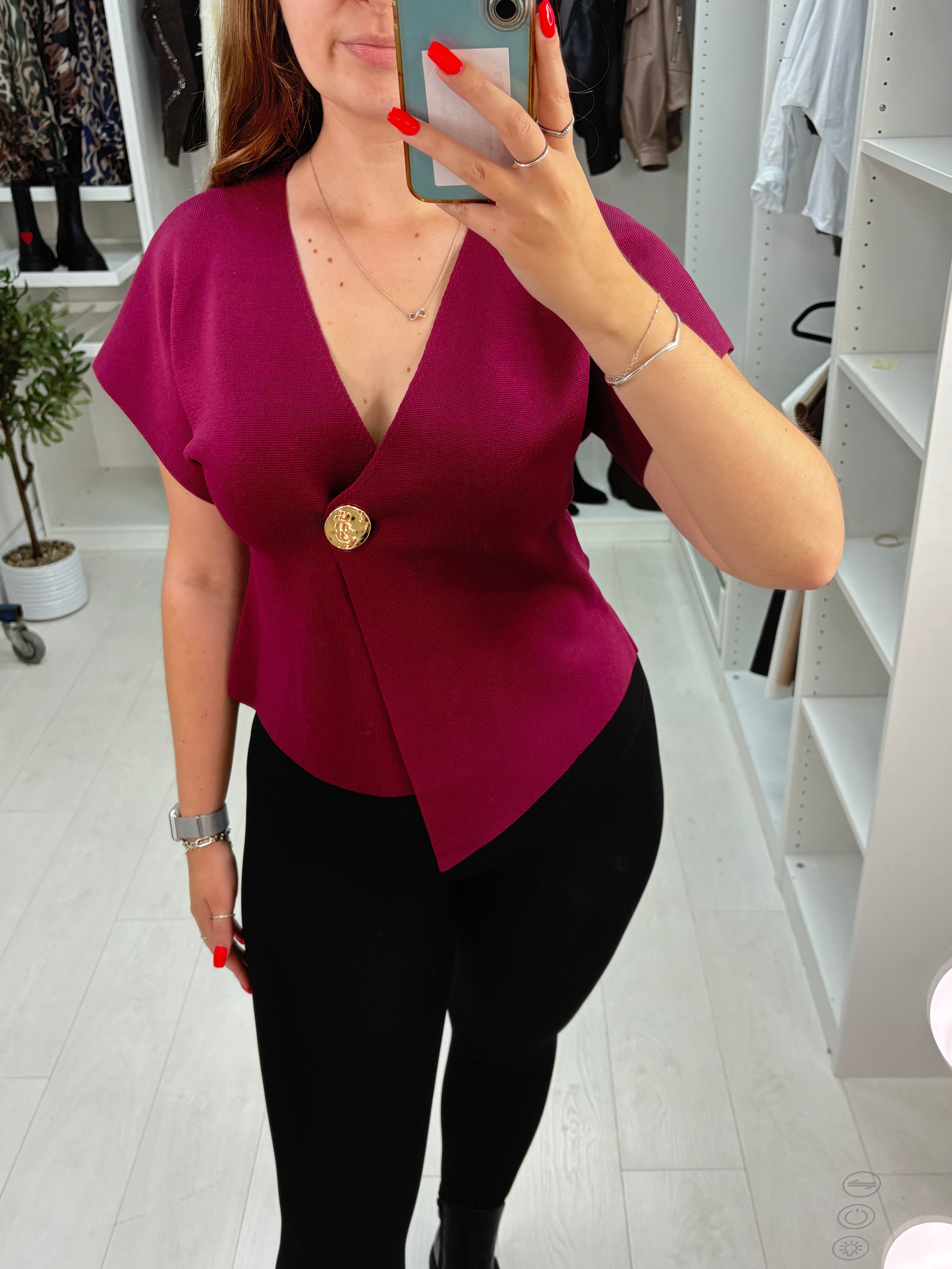 Arria Plain Asymmetric Short Sleeve Knit Top