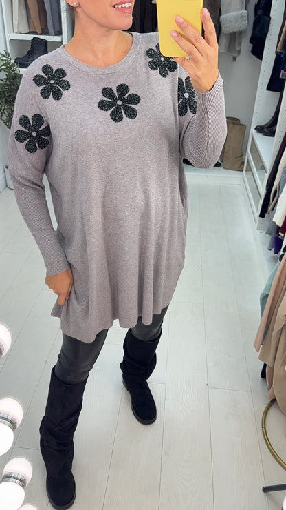 Nicola Flower Design Loose Fit Jumper