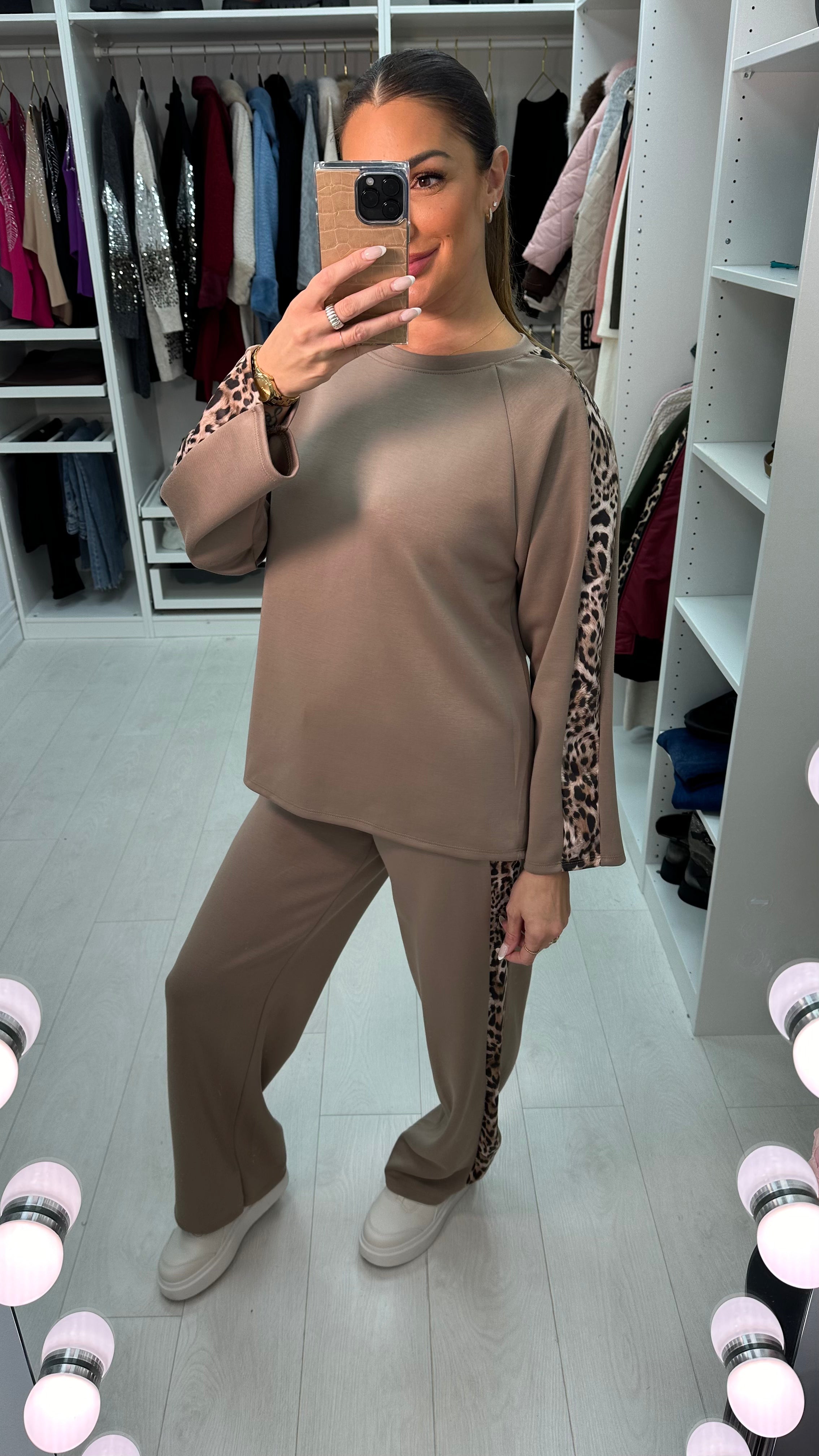 Mathilde Leopard Detailed Long Sleeve Loungewear Set