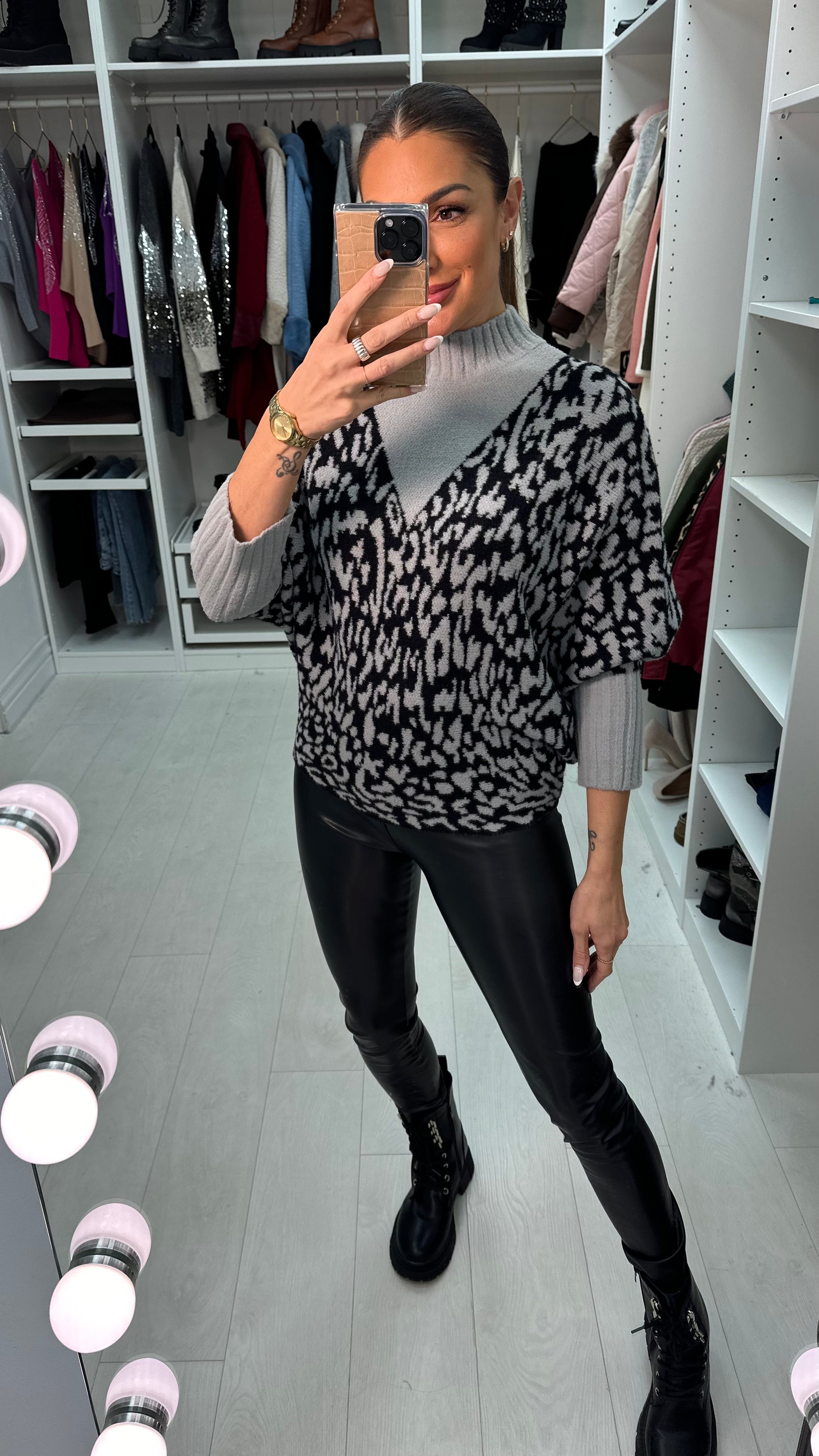 Lizeth Leopard Print Batwing Super Soft Jumper