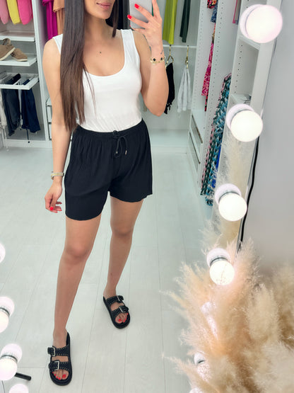 Tullia Plain Elasticated Pleated Shorts