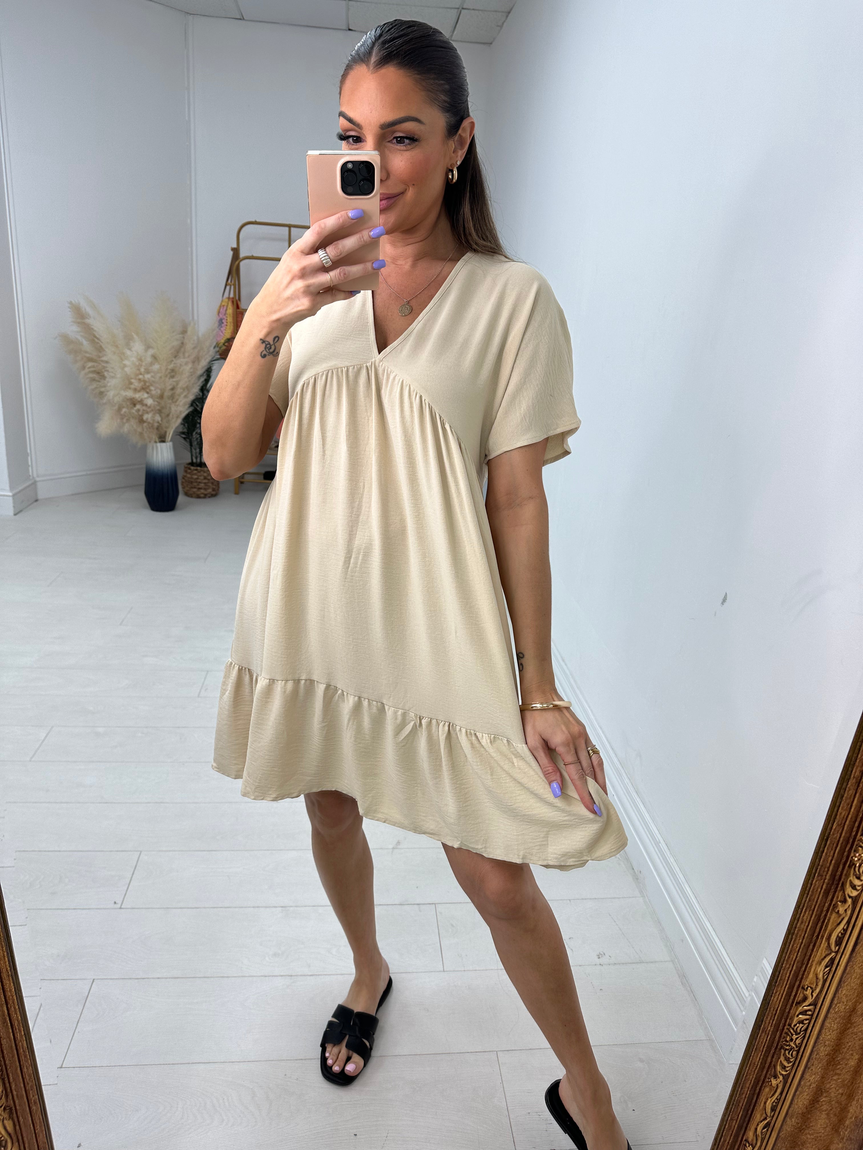 Amyra Floaty Tiered Smock Dress