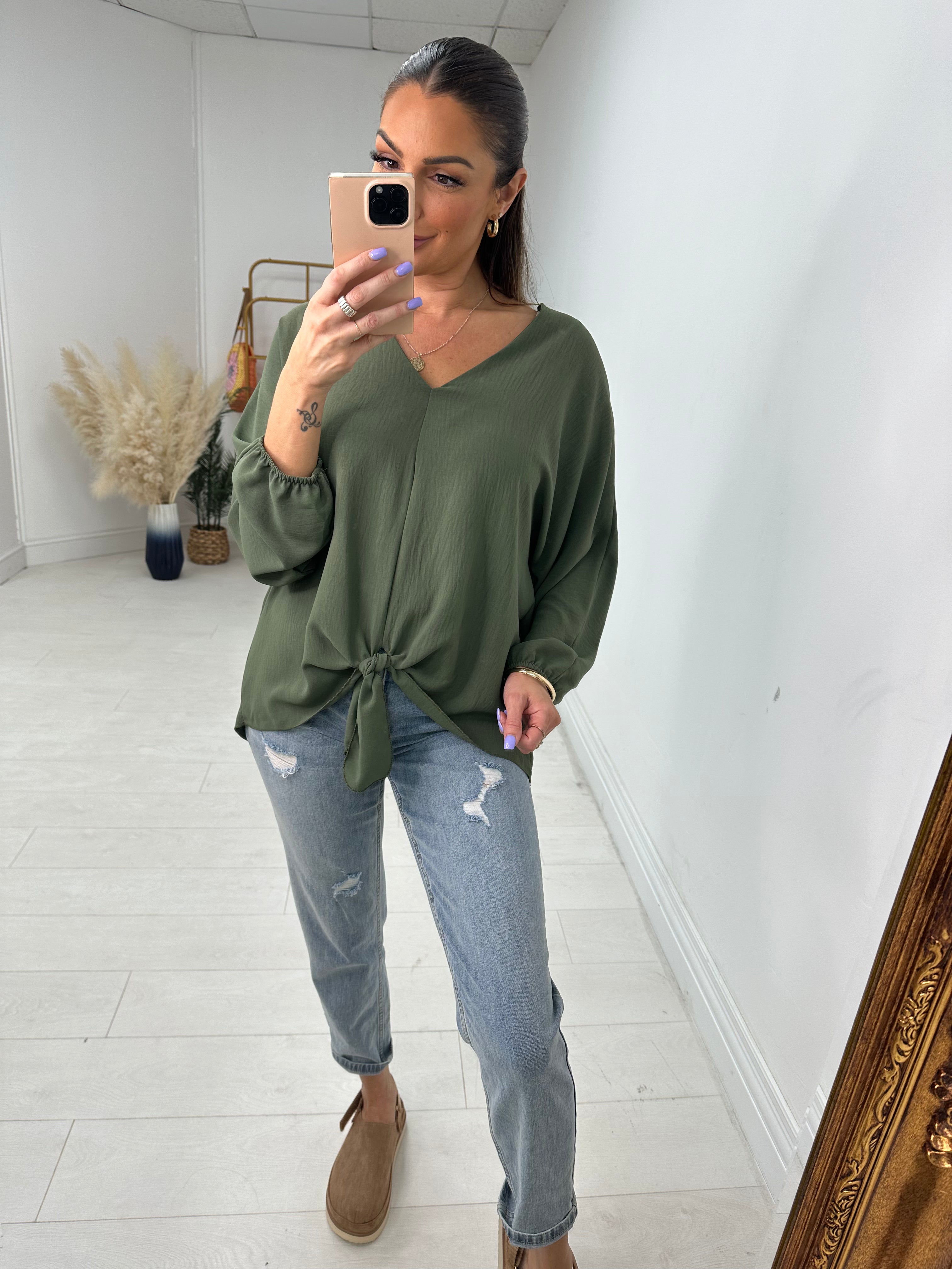 Lynne Knot Front Plain Top