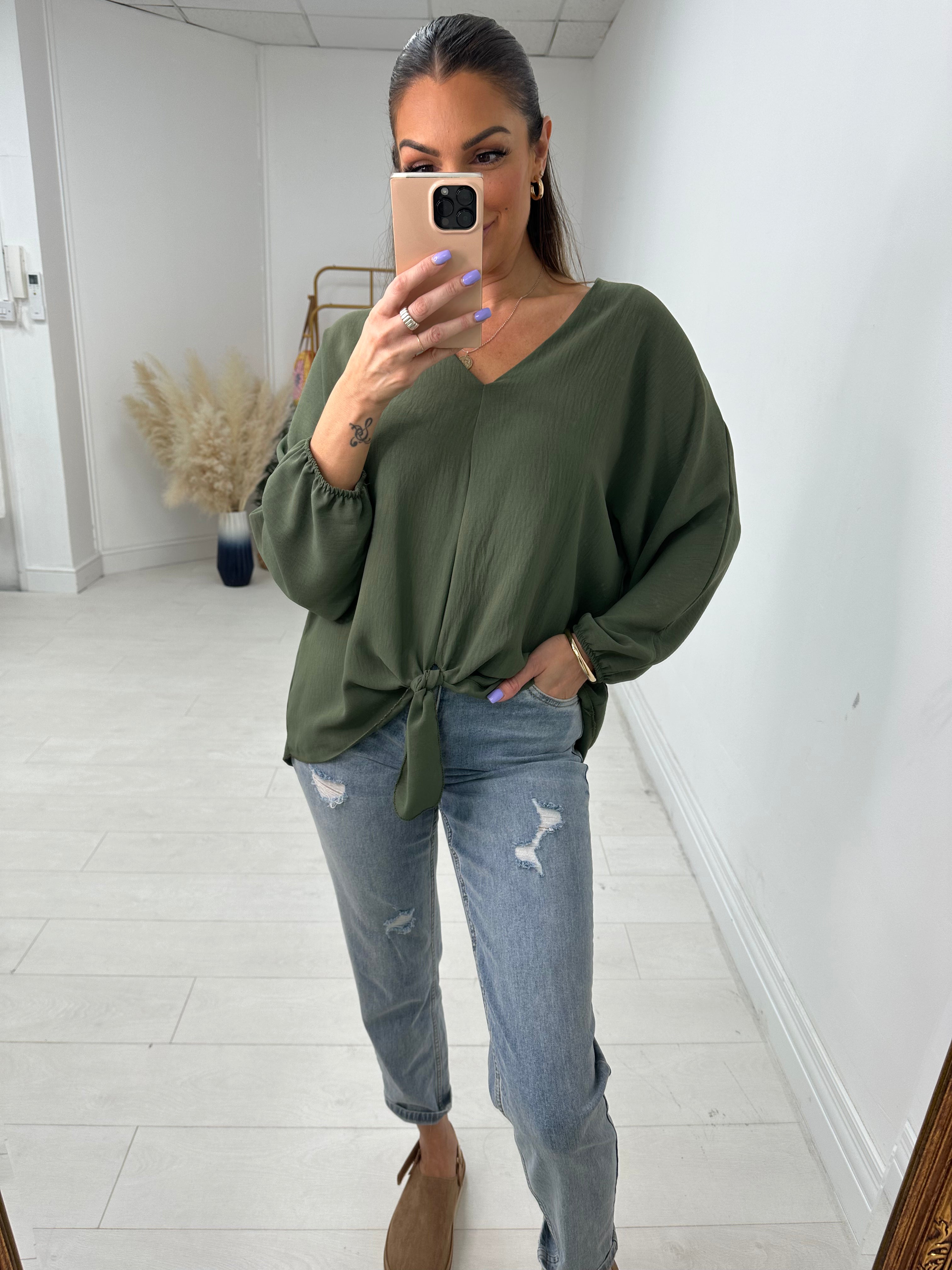 Lynne Knot Front Plain Top