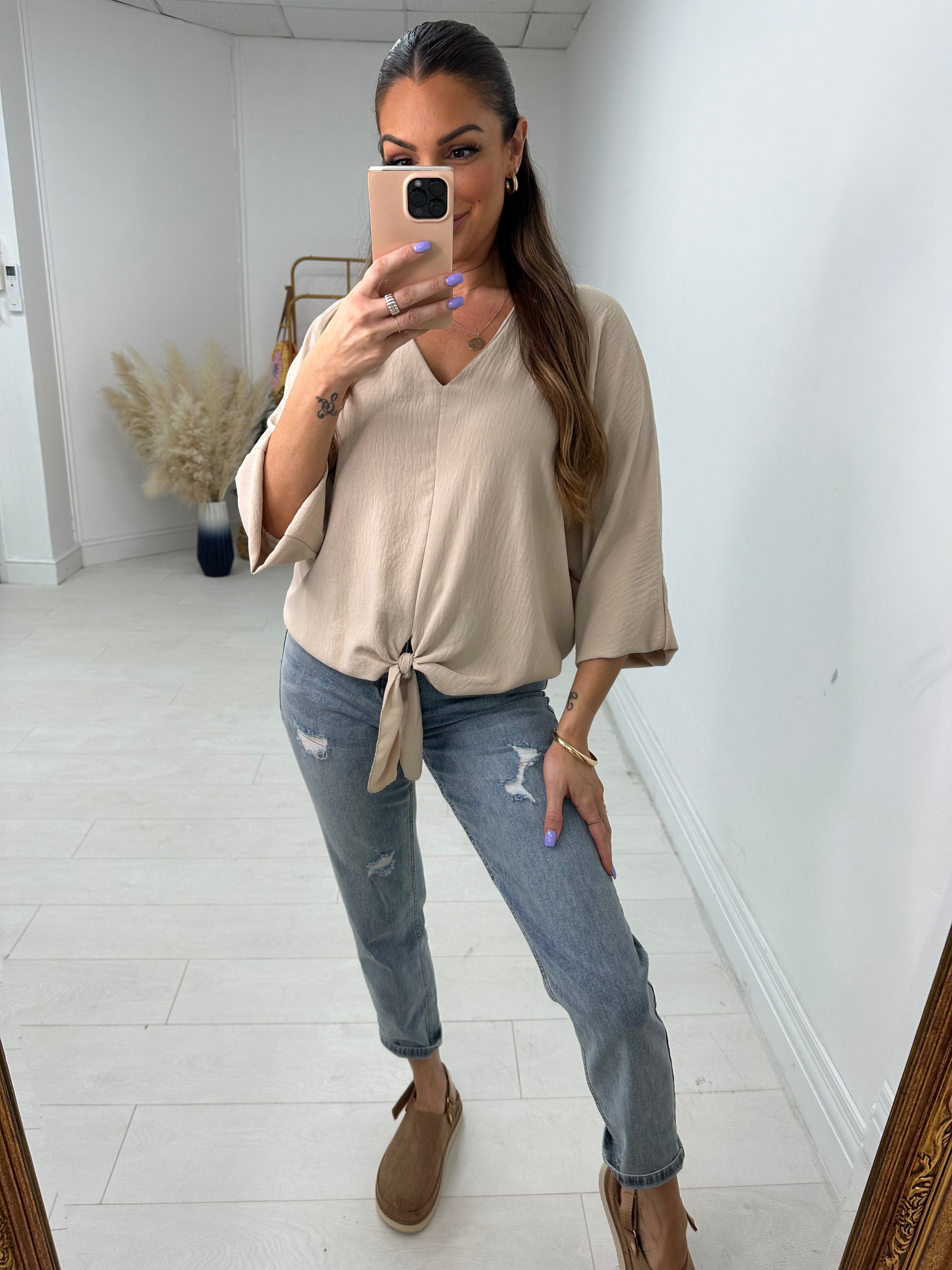 Lynne Knot Front Plain Top