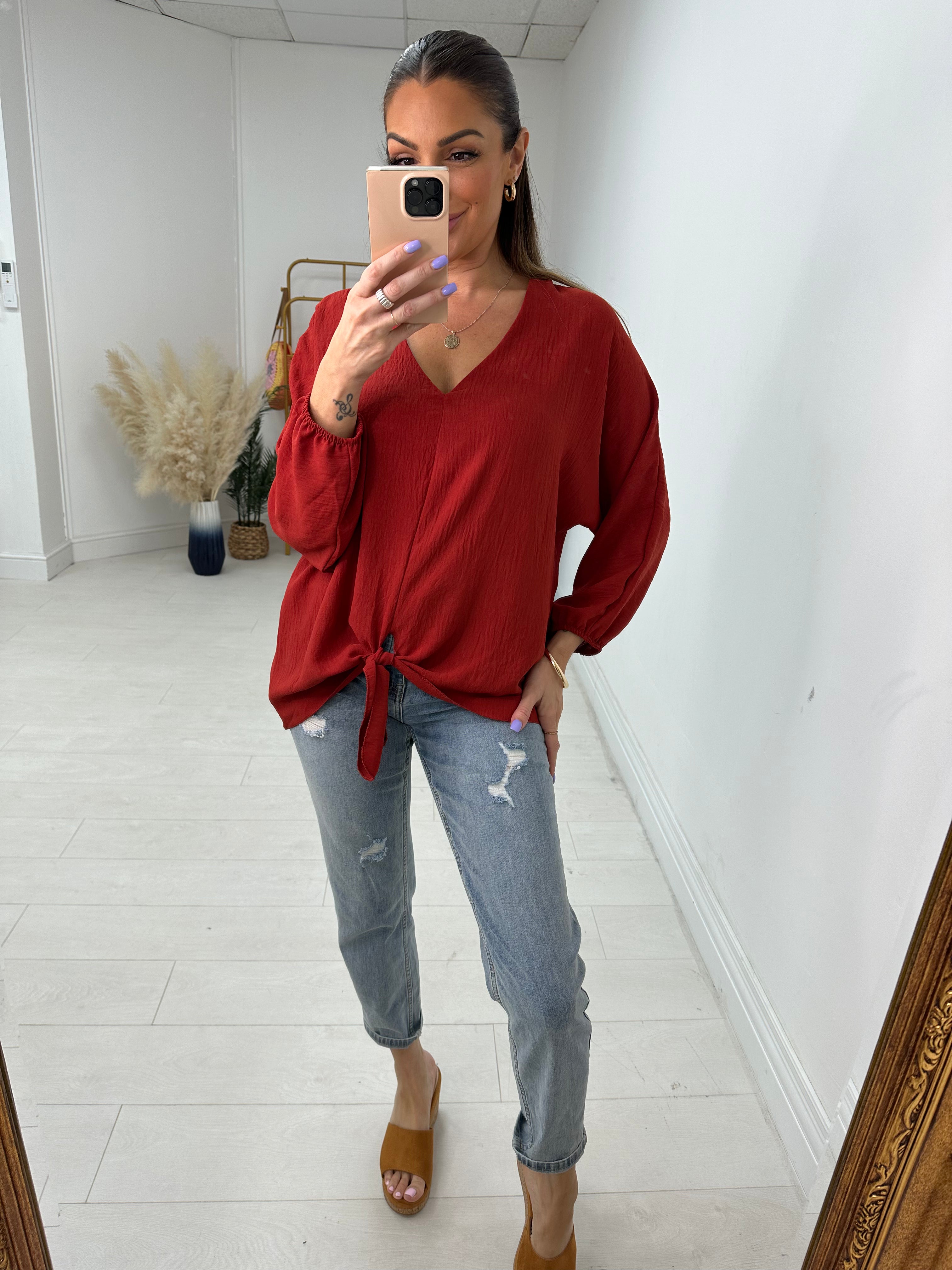 Lynne Knot Front Plain Top