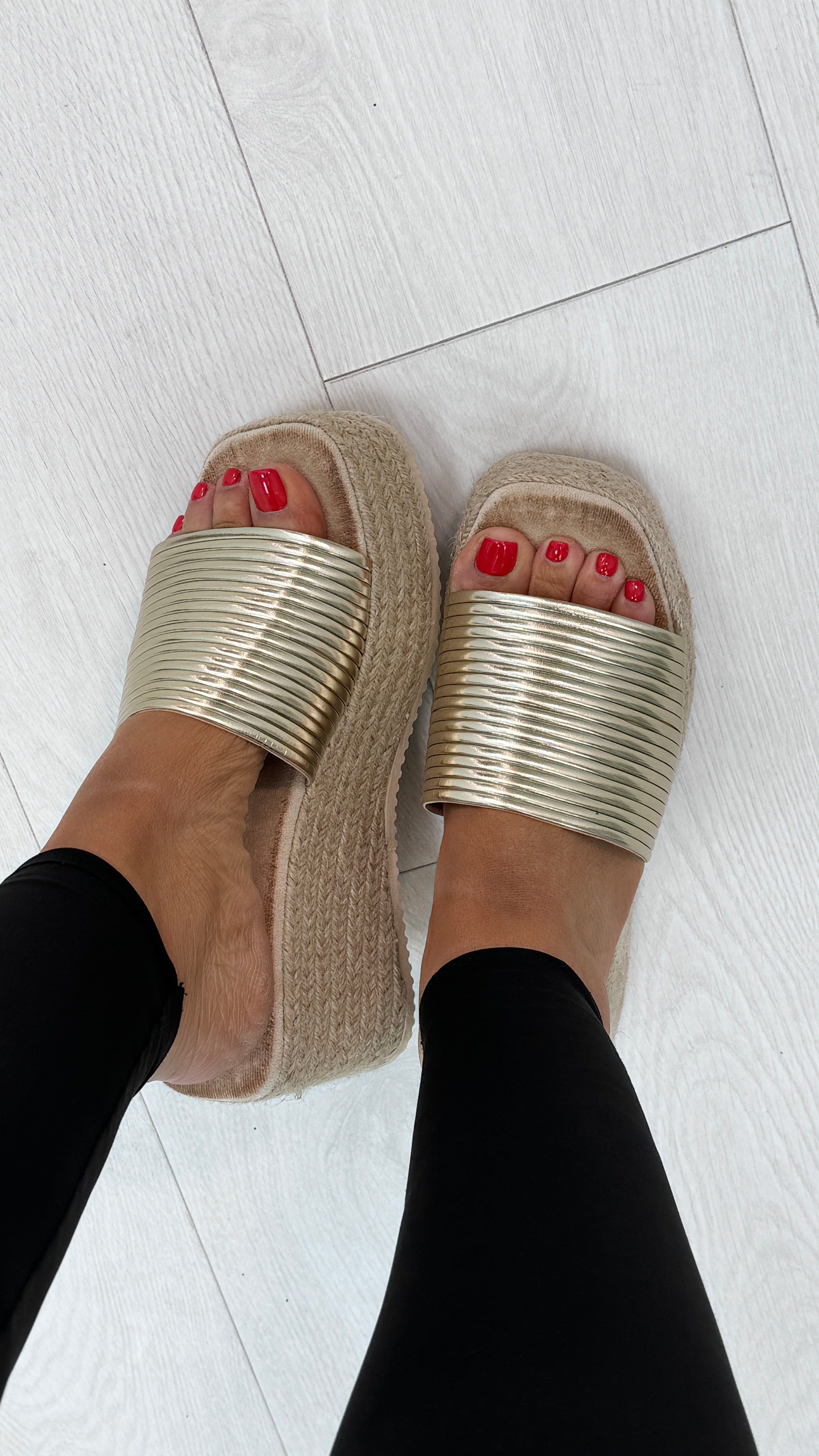 Mina Metallic Detail Platform Mule