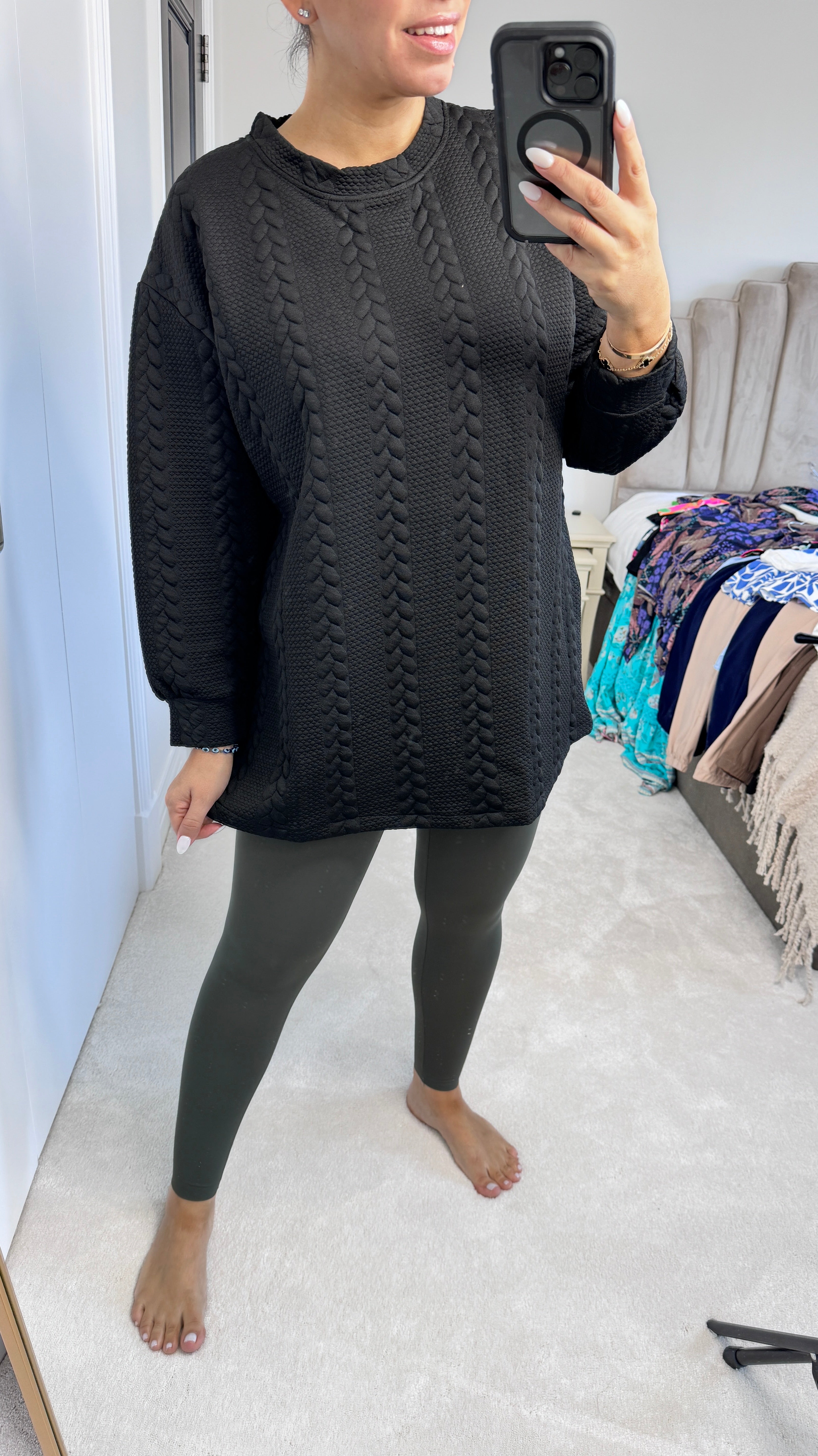 Floretta Oversized Cable Design Sweatshirt