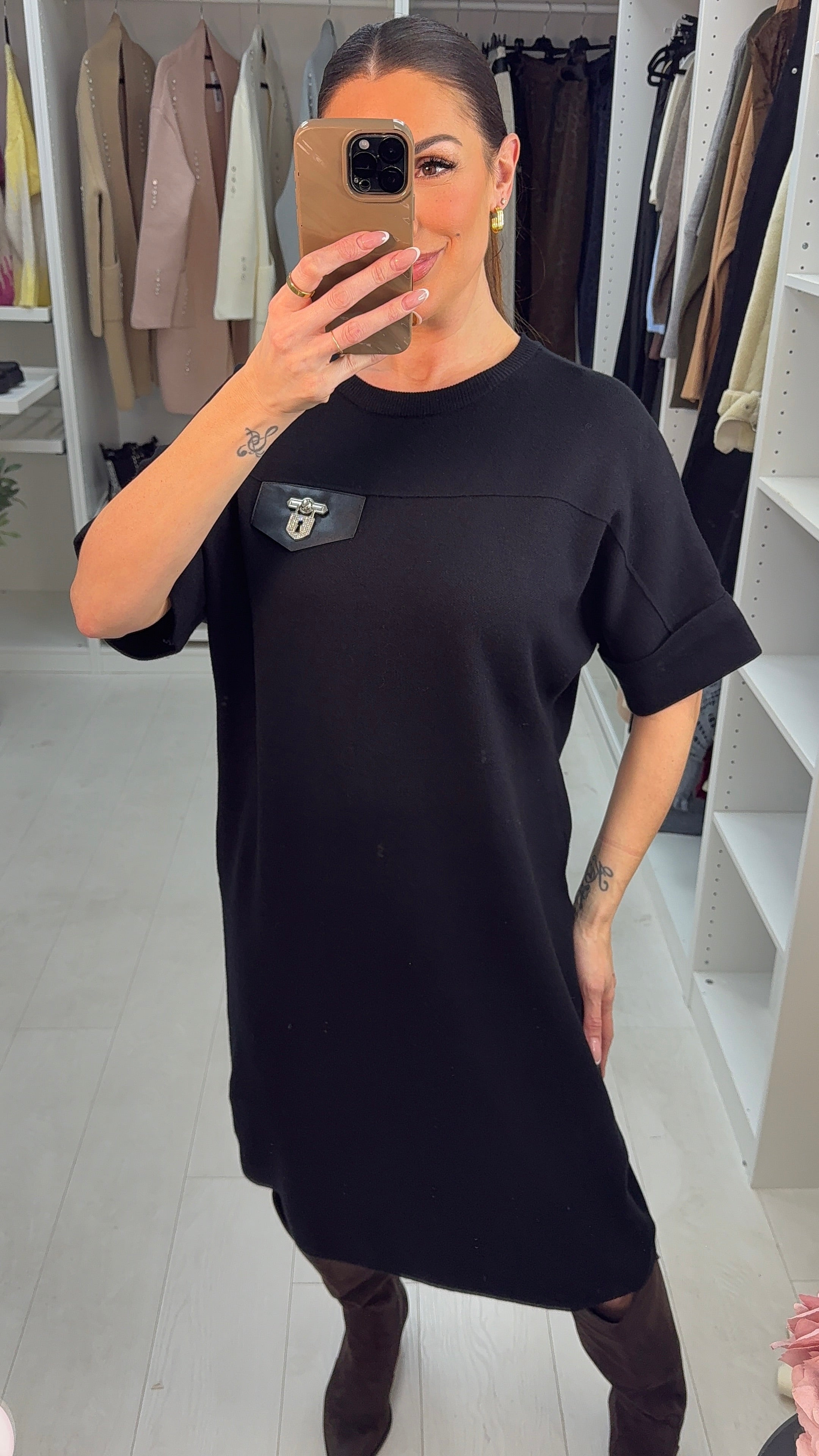 Ryleigh Plain Pocket Detailed Jumper Dress