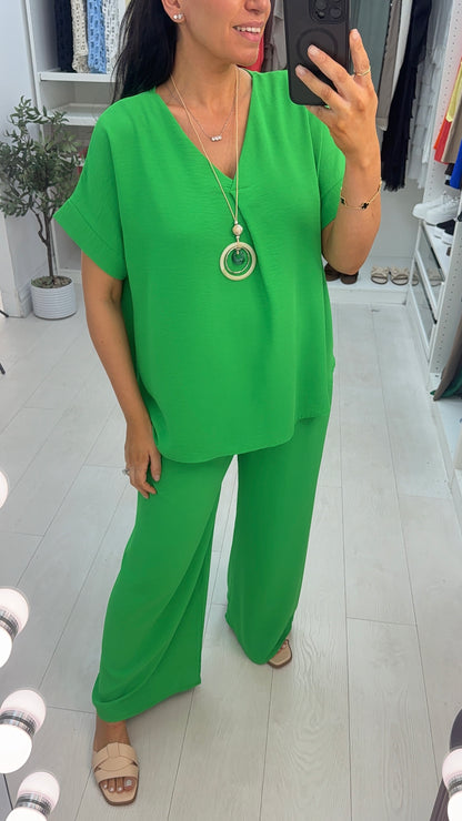 Alyssa Plain V Neck Necklace Co-Ord Set