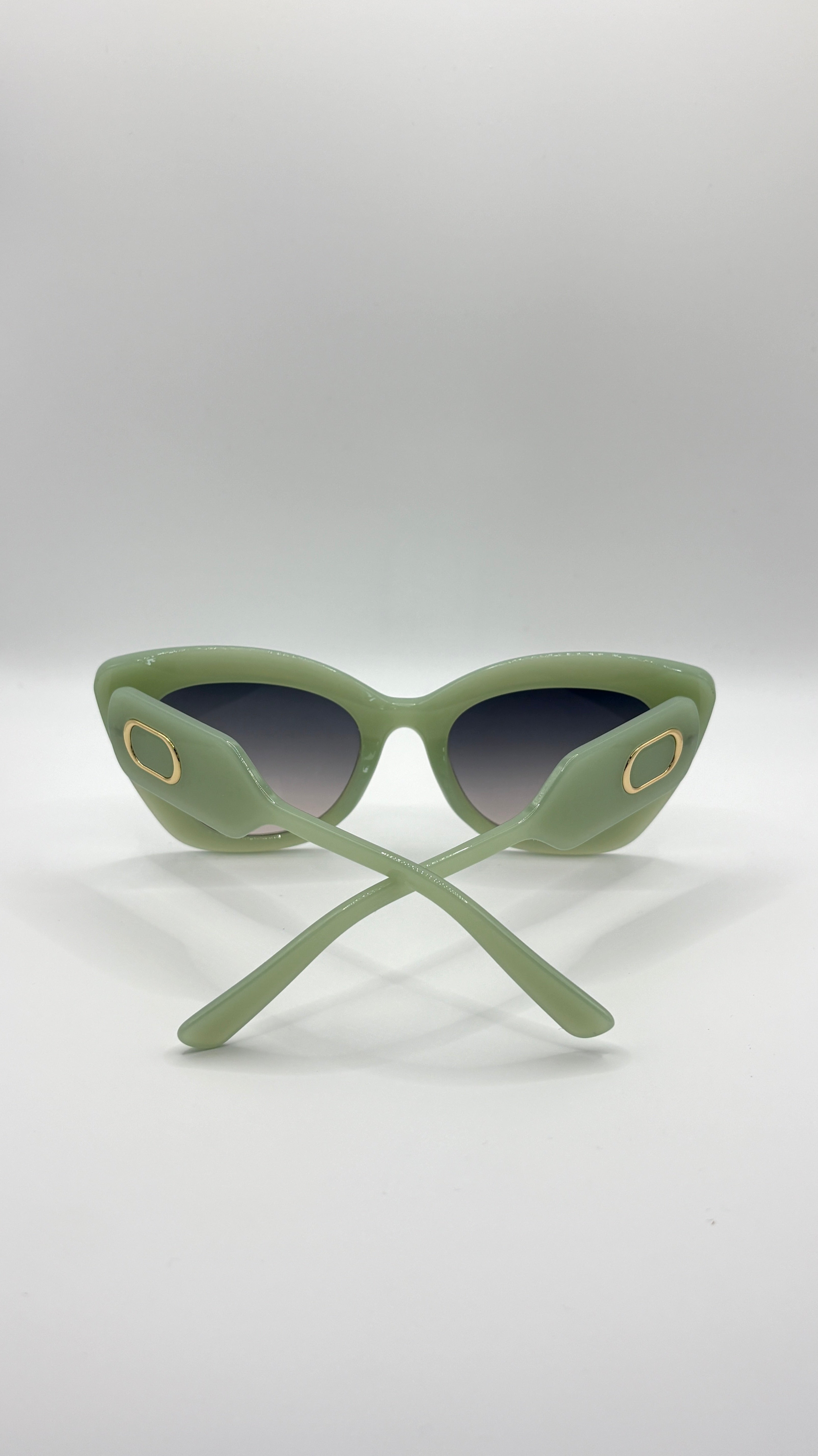 Callie Large Cat-Eye Sunglasses