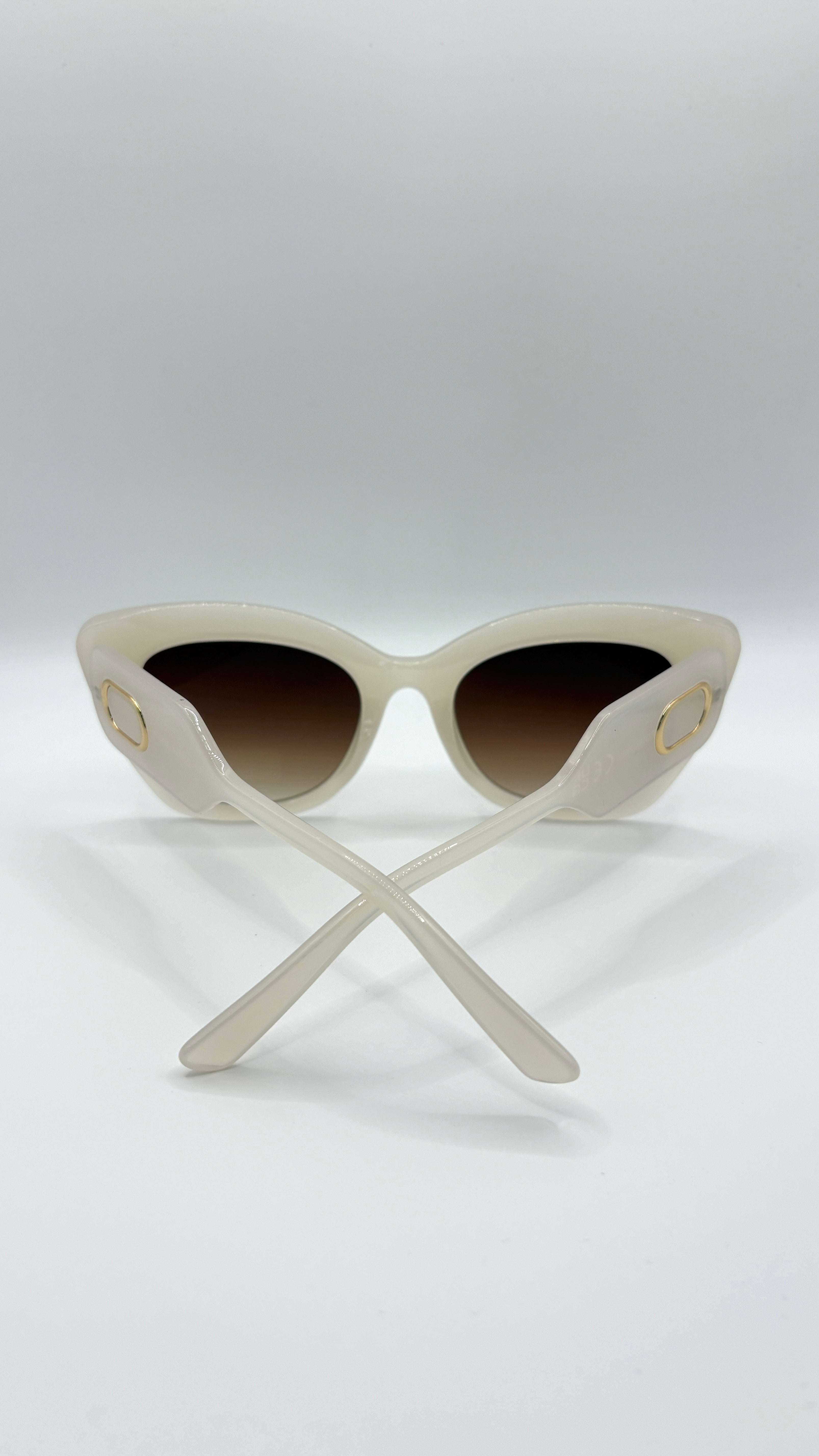 Callie Large Cat-Eye Sunglasses