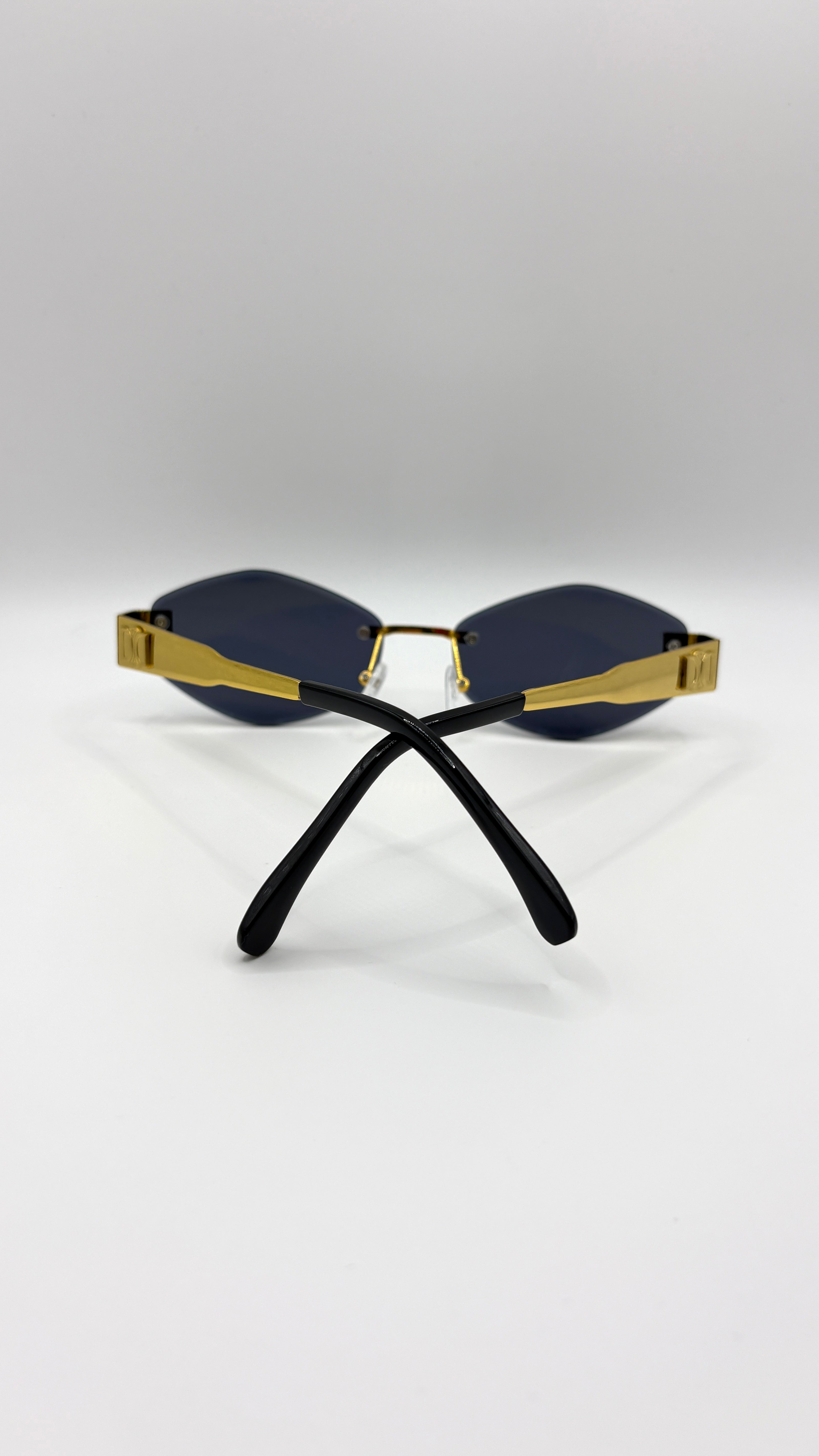 Dilly Small Oval Sunglasses