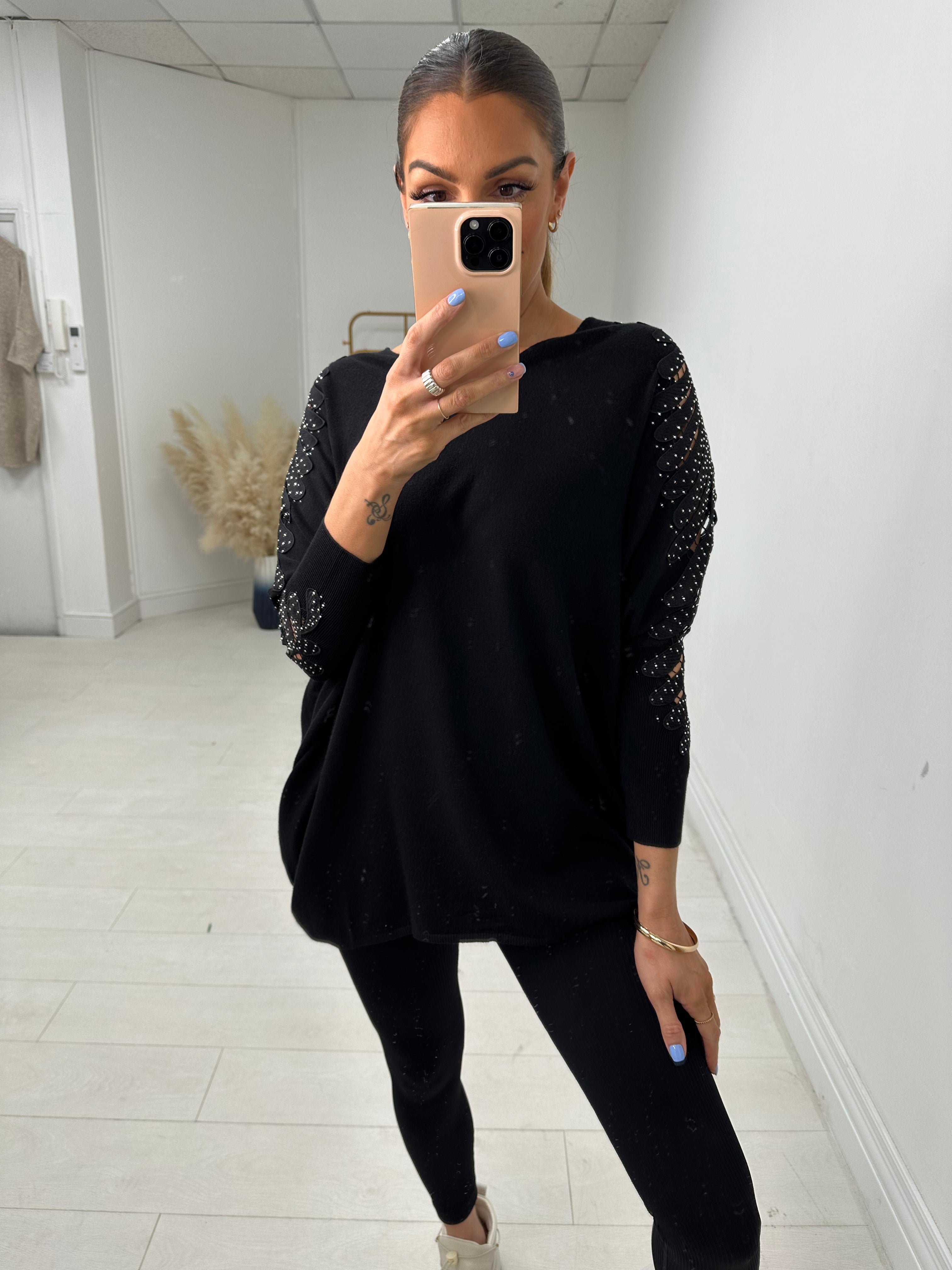 Ximena Diamante Sleeve V Neck Jumper