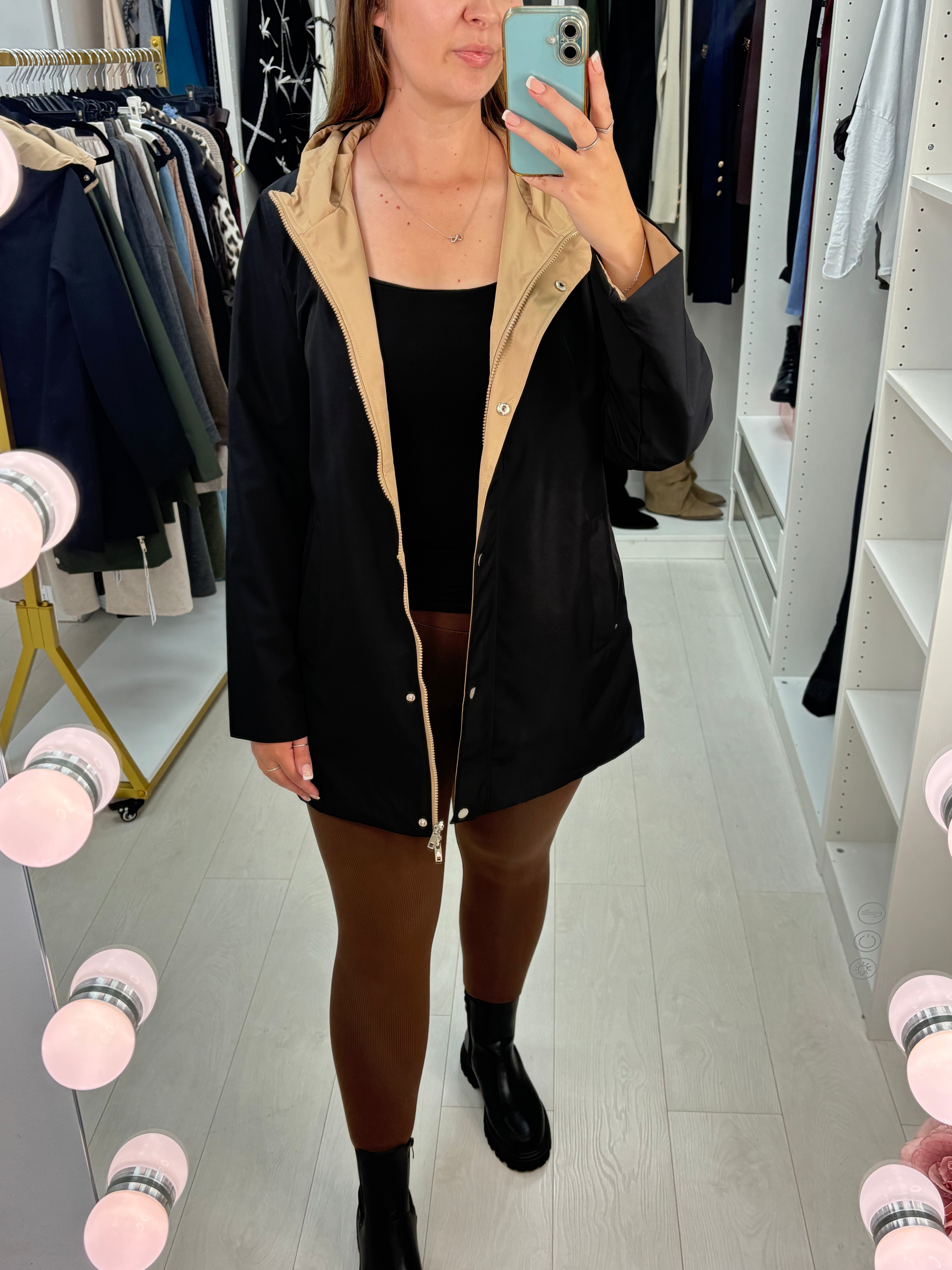 Vivia Plain Reversible Rain Coat