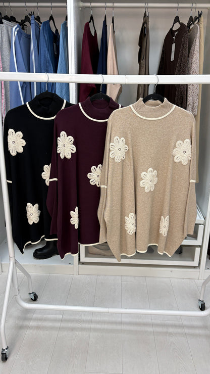 Parisa Crochet Flower Detailed Loose Fit Jumper