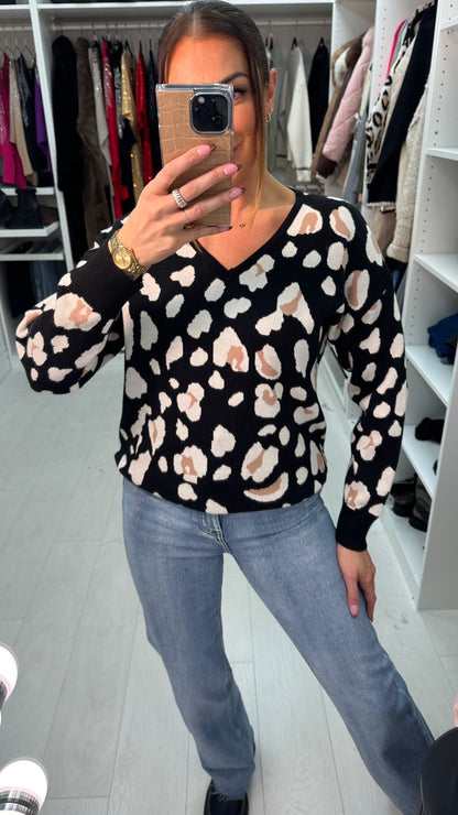 Hazel Leopard print V Neck Knit Jumper