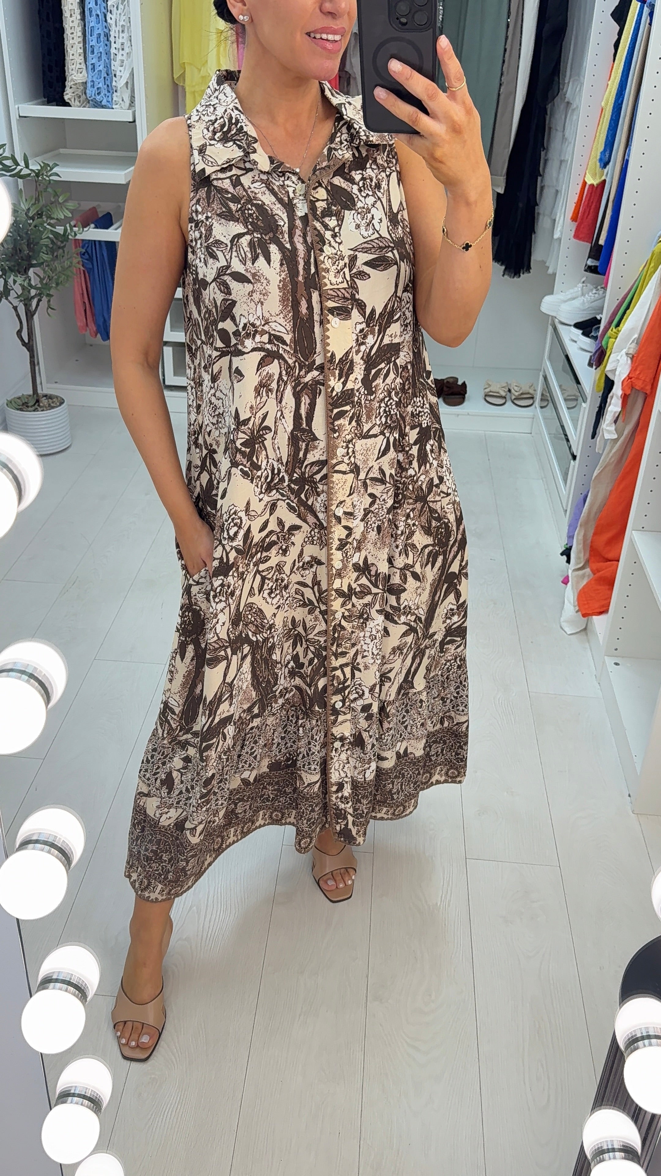 Emelie Leaf Print Sleeveless Maxi Shirt Dress