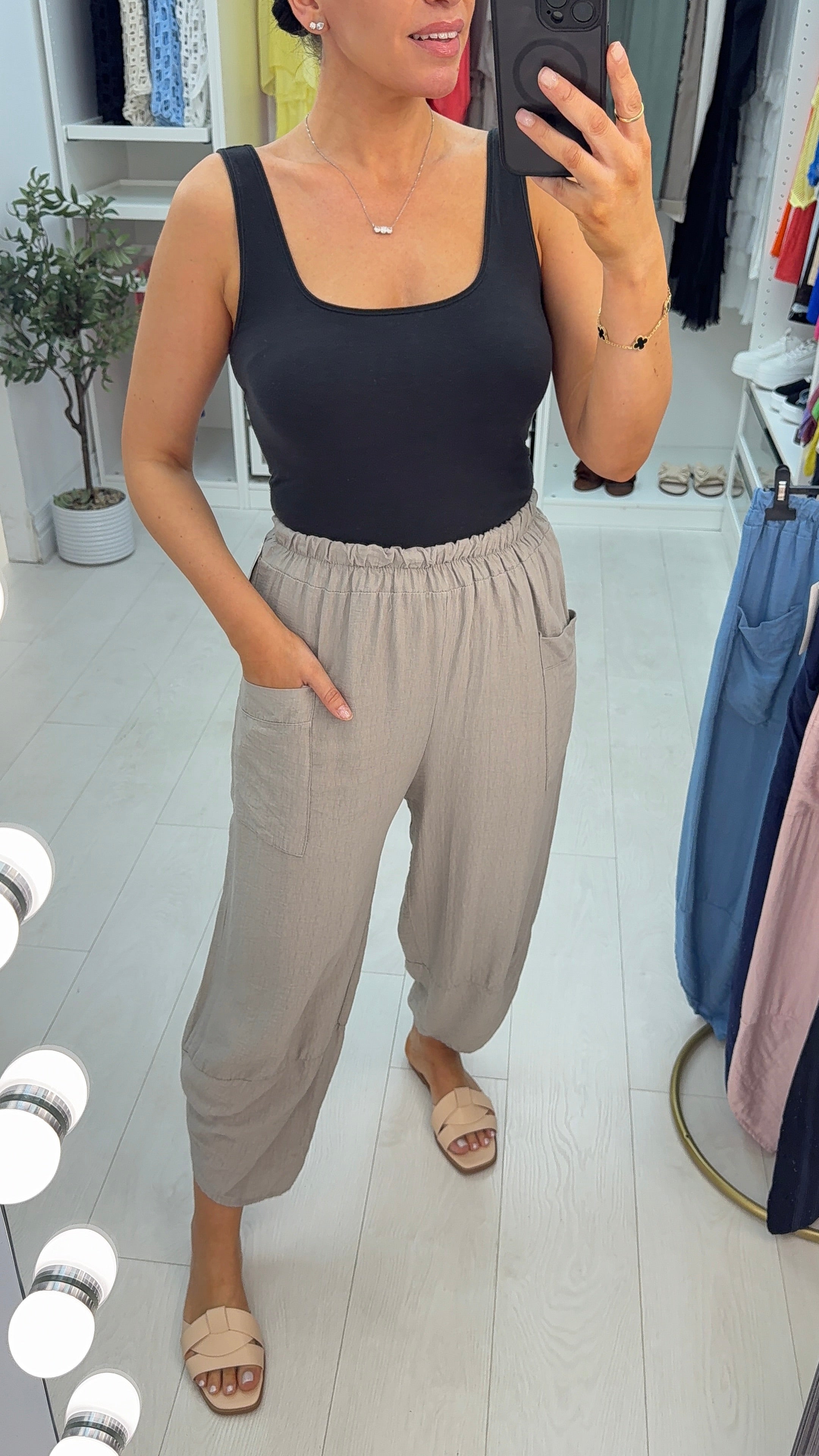 Izalea Plain Elasticated Waist Carrot Leg Trousers