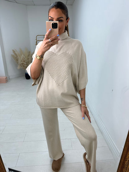 Kali Swirl Heart Knit Loungewear Set