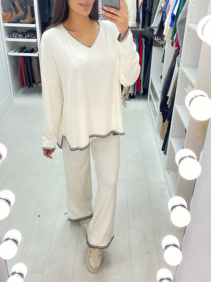 Farah Contrast Stitch Loungeset