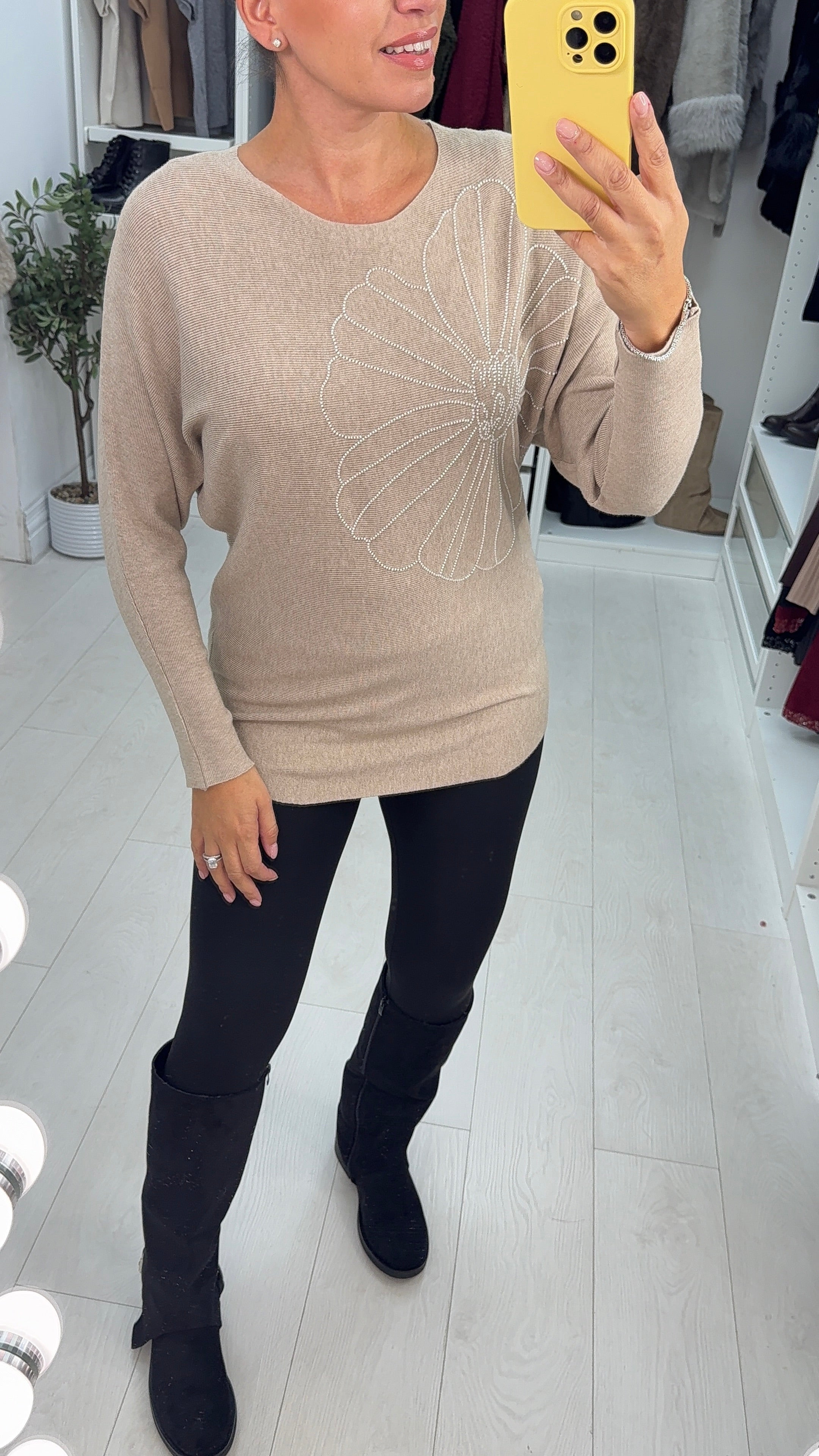 Dionne Embellished Flower Ribbed Knit Jumper
