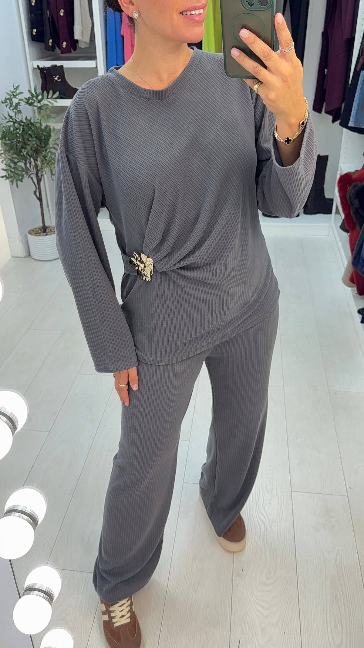 Hana Plain Ribbed Embellish Detailed Loungewear Set