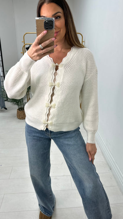 Clover Pearl Bow Detailed Knitted Cardigan