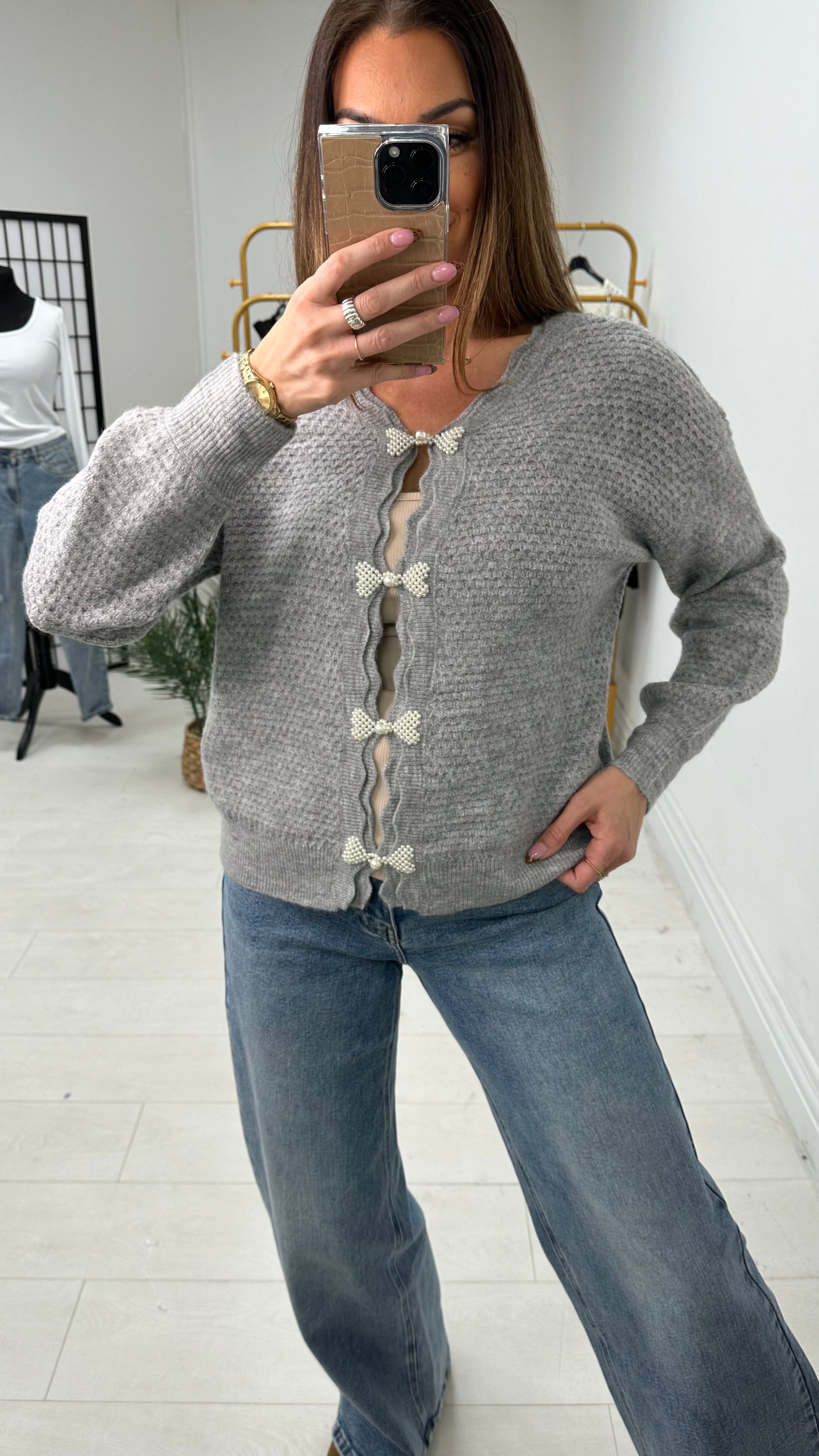 Clover Pearl Bow Detailed Knitted Cardigan