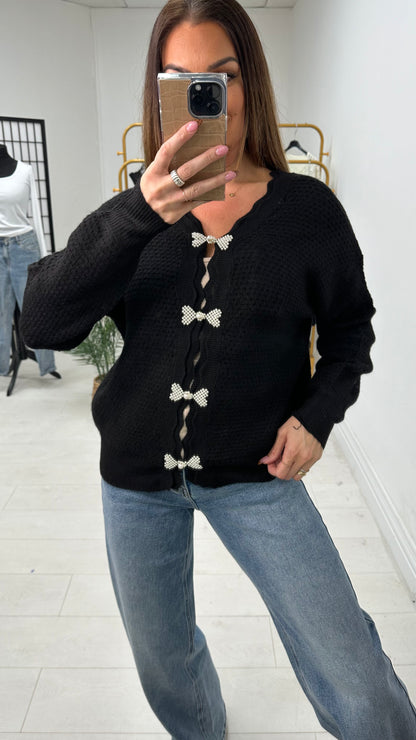 Clover Pearl Bow Detailed Knitted Cardigan