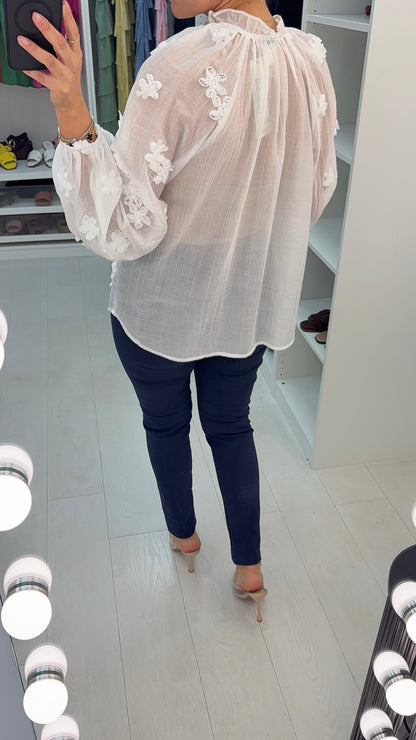 Zonia 3D Flower Detail Loose Fit Cotton Top