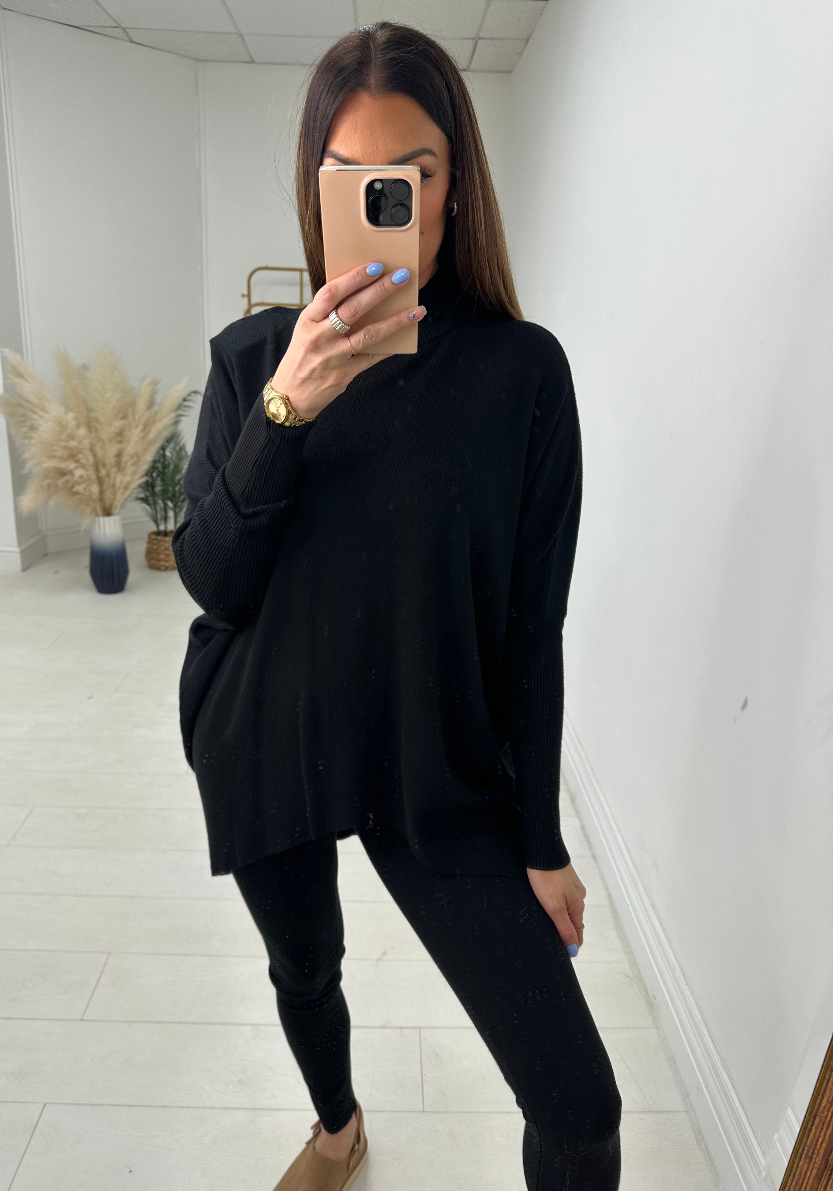 Julietta Plain Crochet Back Loungewear Set