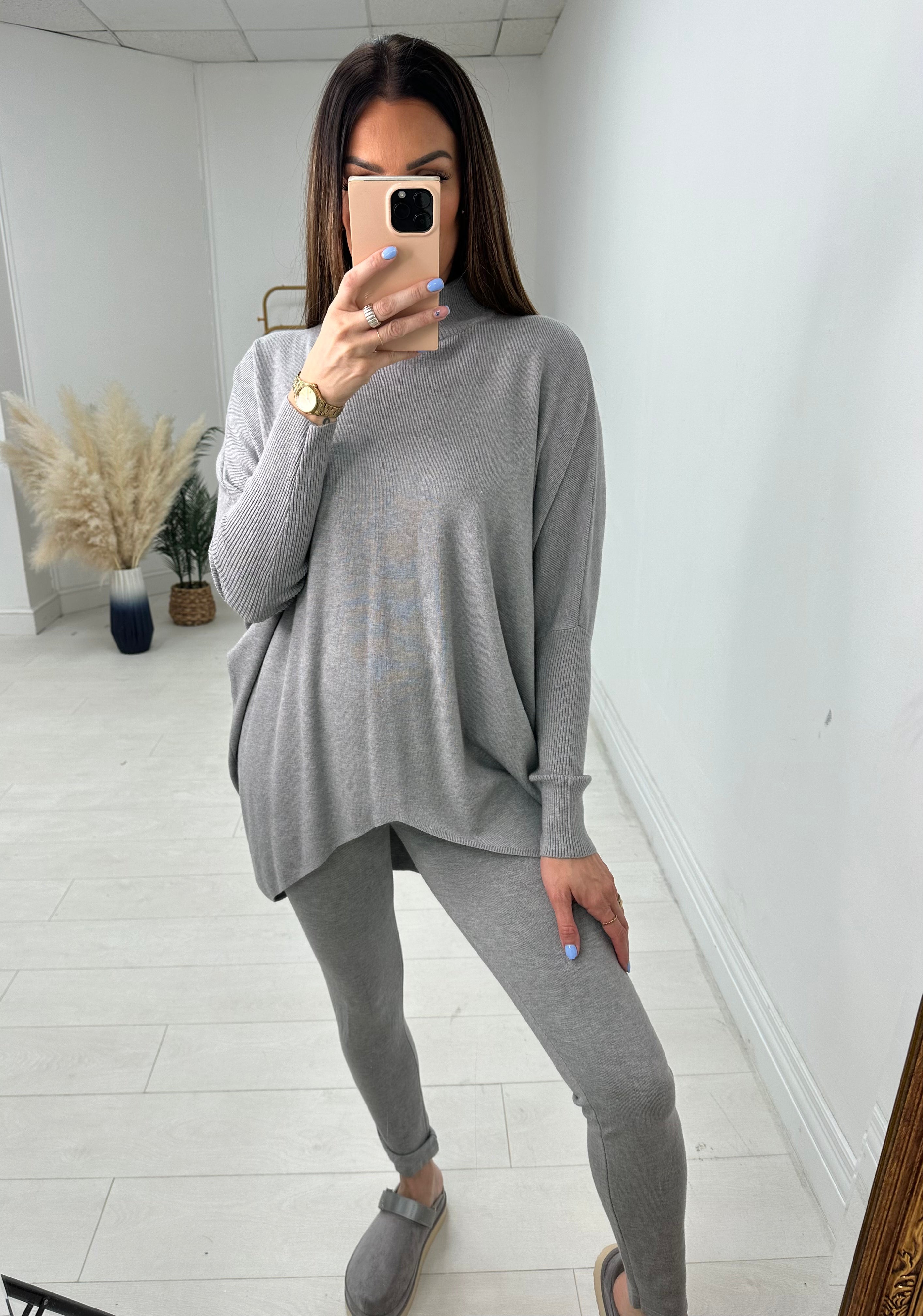 Julietta Plain Crochet Back Loungewear Set