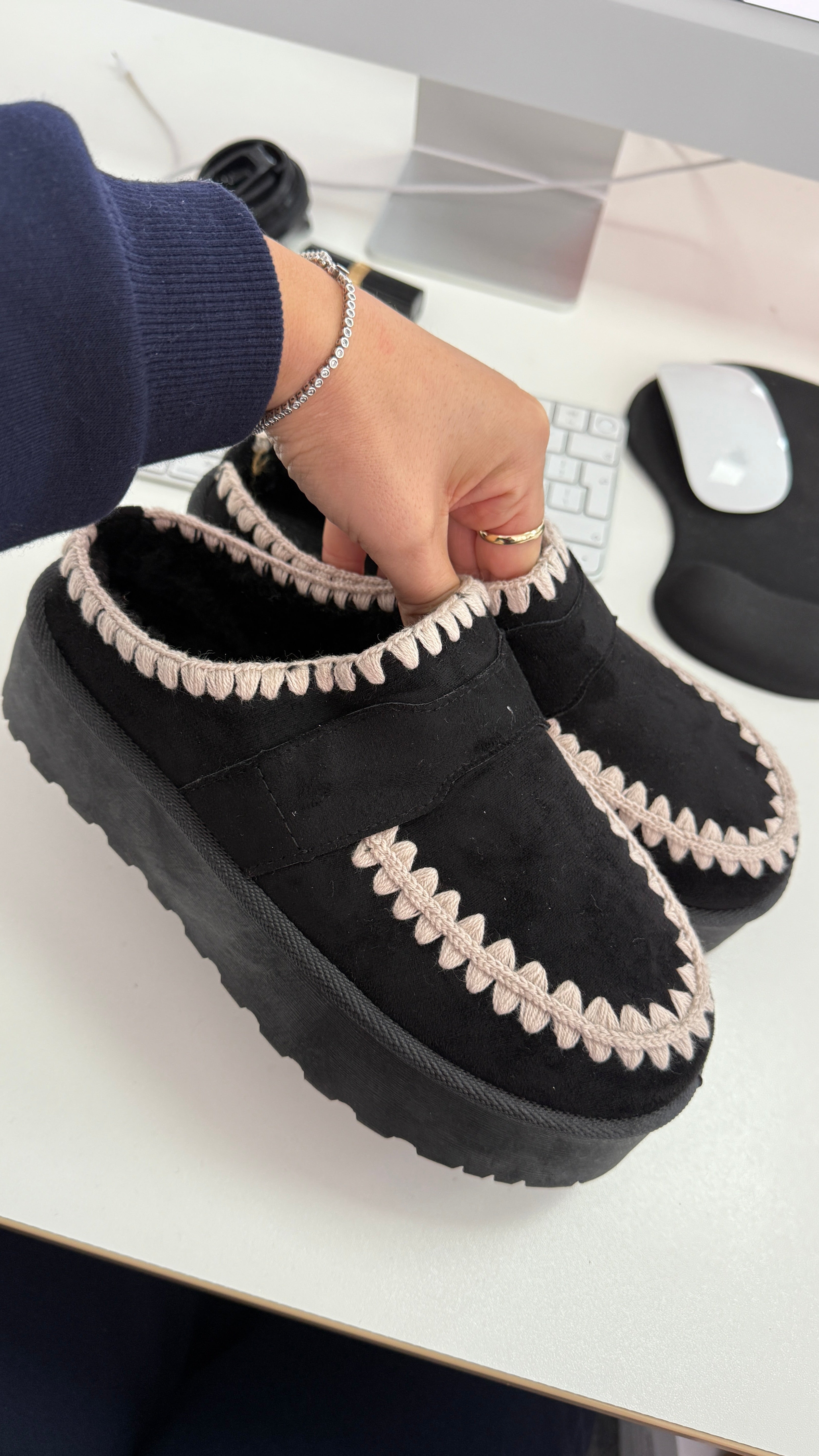 Jazzy Faux Suede Platform Clogs