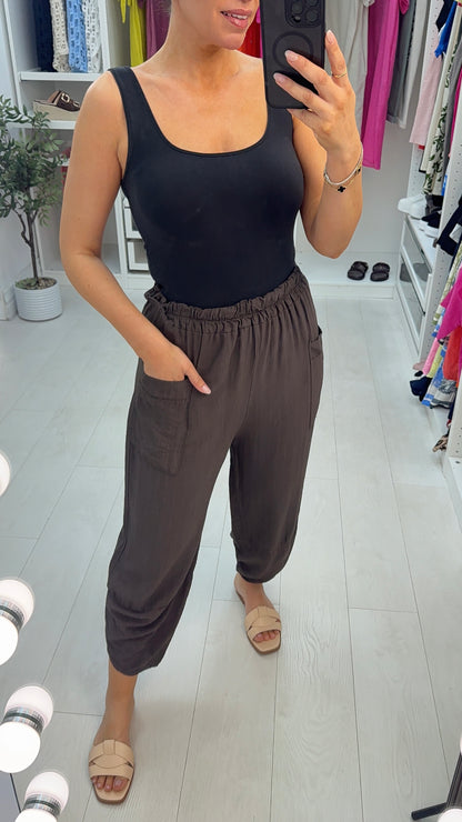 Izalea Plain Elasticated Waist Carrot Leg Trousers