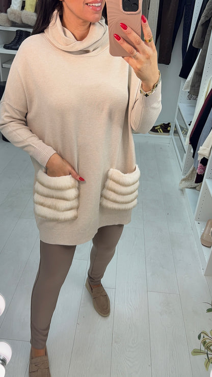 Riviera Faux Fur Pockets Detail Loose Fit Jumper