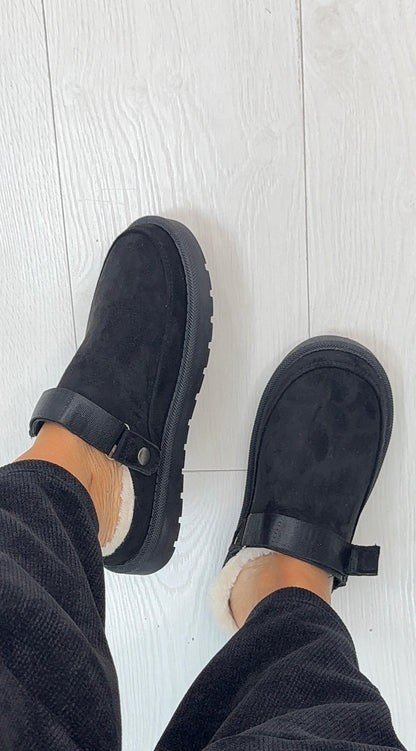 Tenyel Faux Suede Clogs