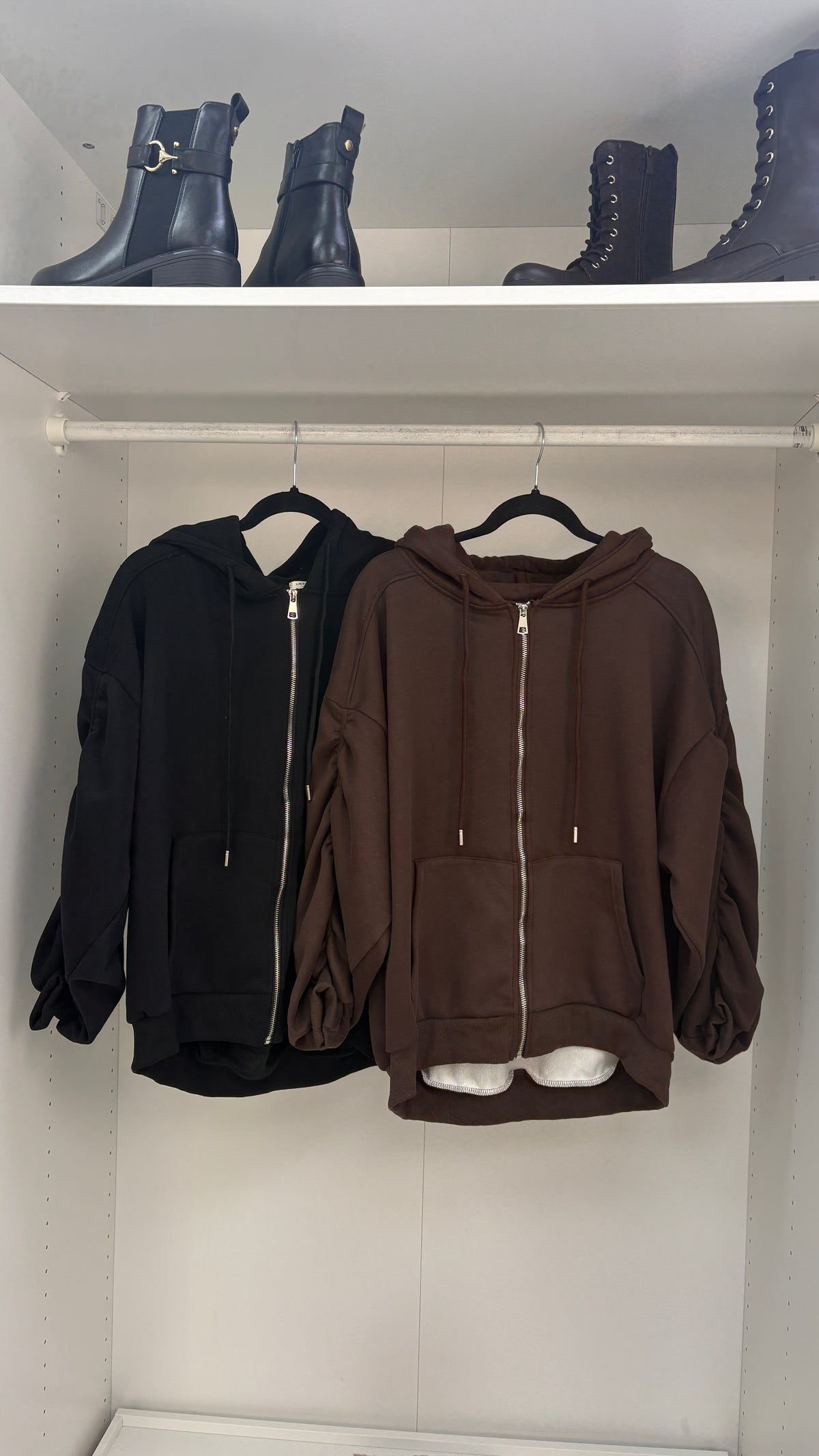 Fiora Plain Runched Sleeve Hoodie