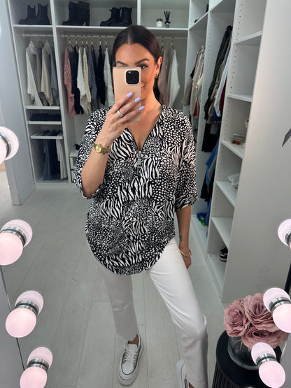 Amalee Animal Print Batwing Zip Detailed Loose Fit Top