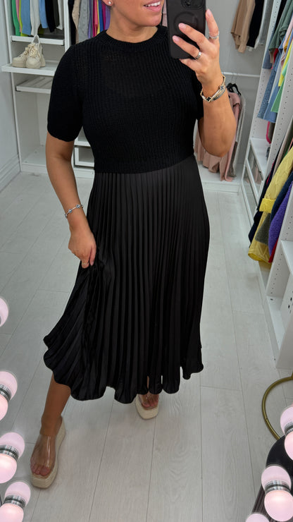 Alaina Plain 2-In-1 Knitted Top Silk Pleated Dress