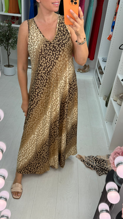 Tegan Leopard Print Loose Fit Maxi Dress