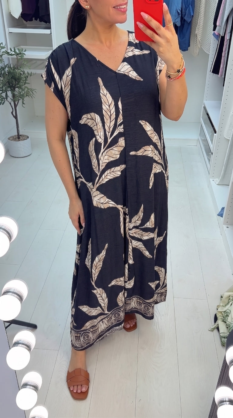 Izella Leaf Print Floaty Maxi Dress