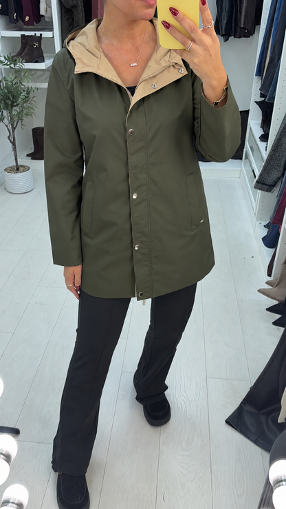 Vivia Plain Reversible Rain Coat