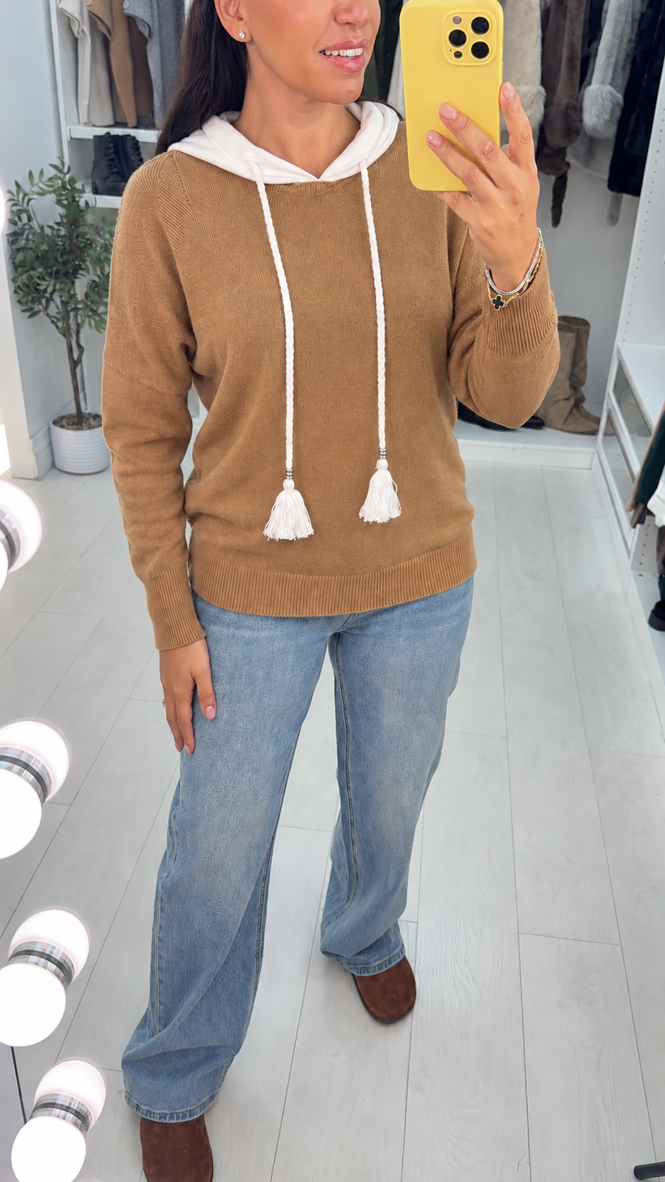 Dawny Hooded Tassel Jumper