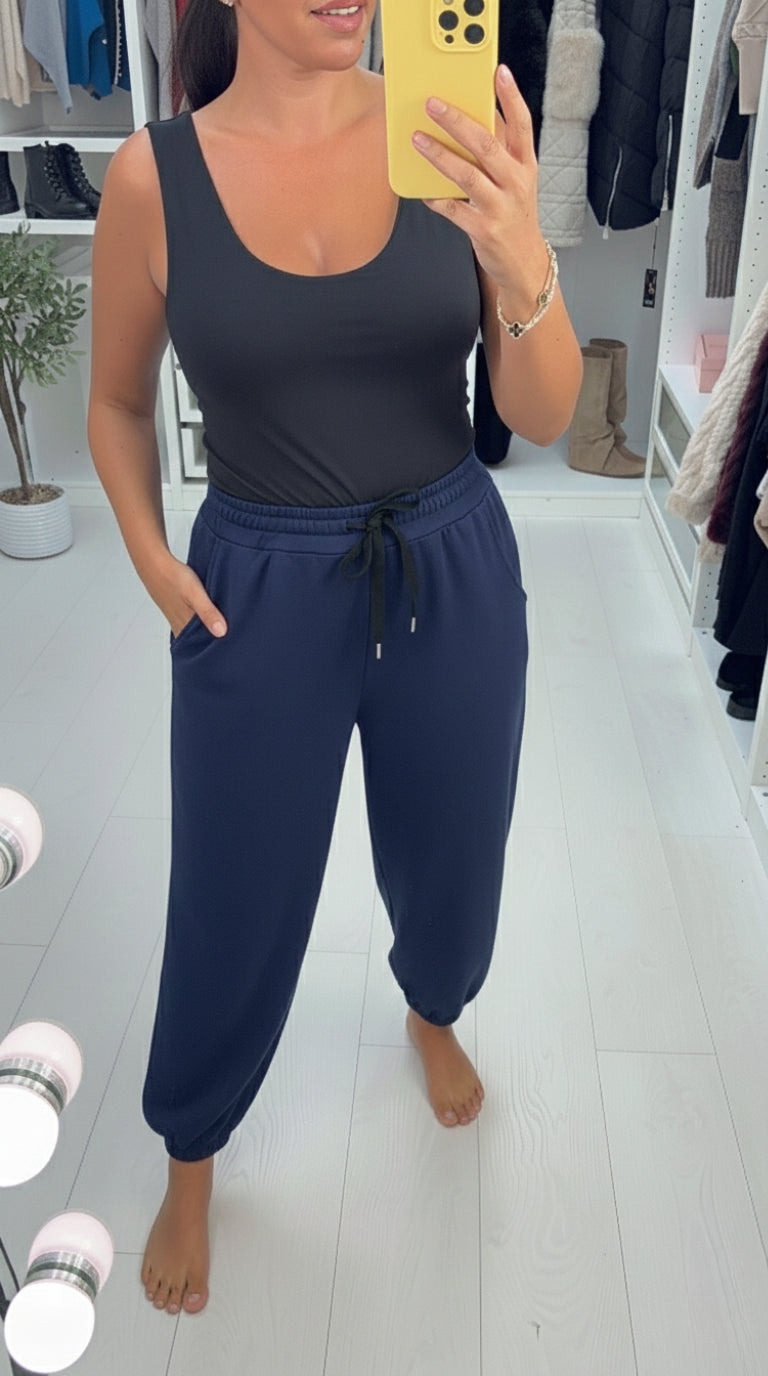 Roya Carrot Leg Loose Fit Joggers